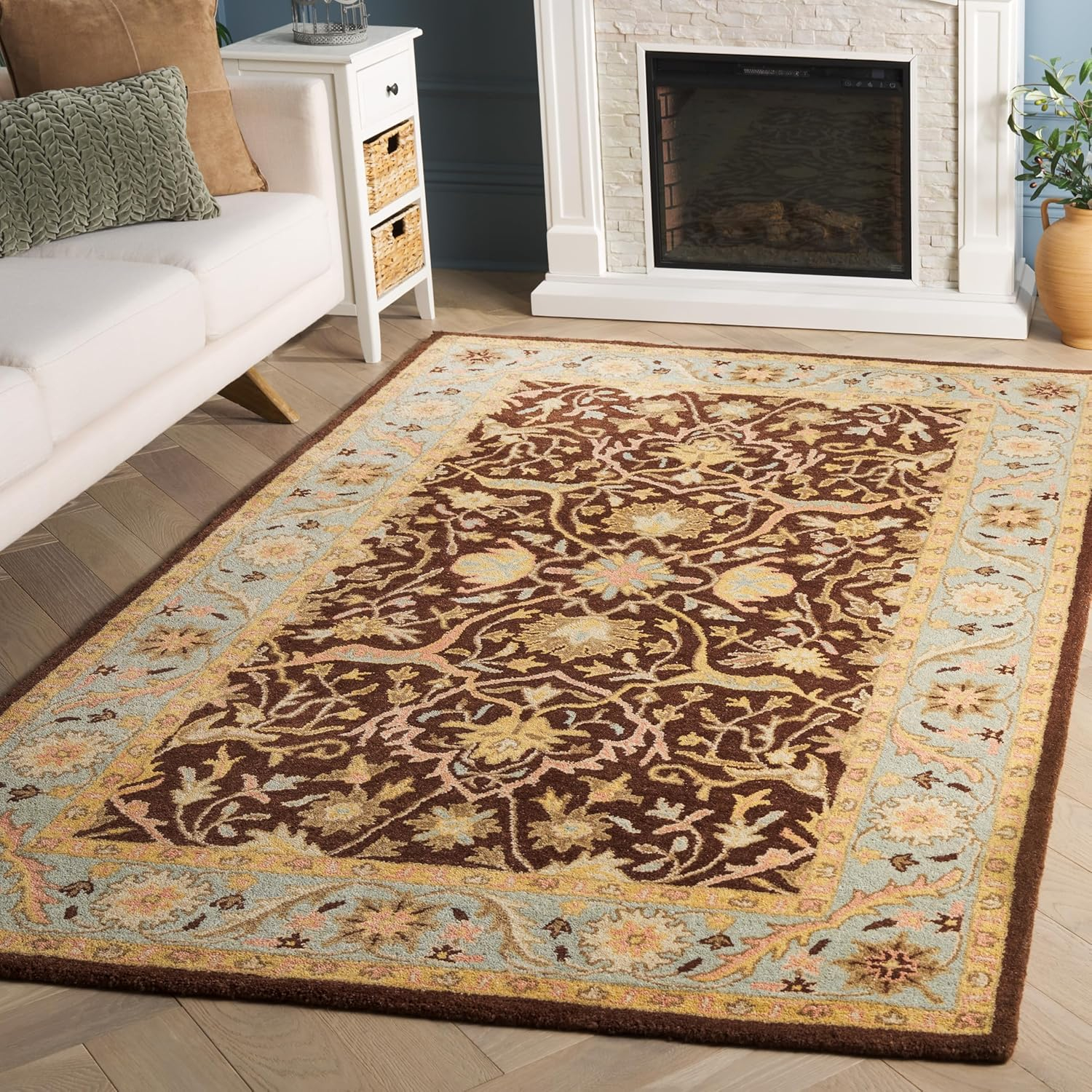 SAFAVIEH Antiquity Toireasa Oriental Wool Area Rug, Brown/Green, 6' x 9'