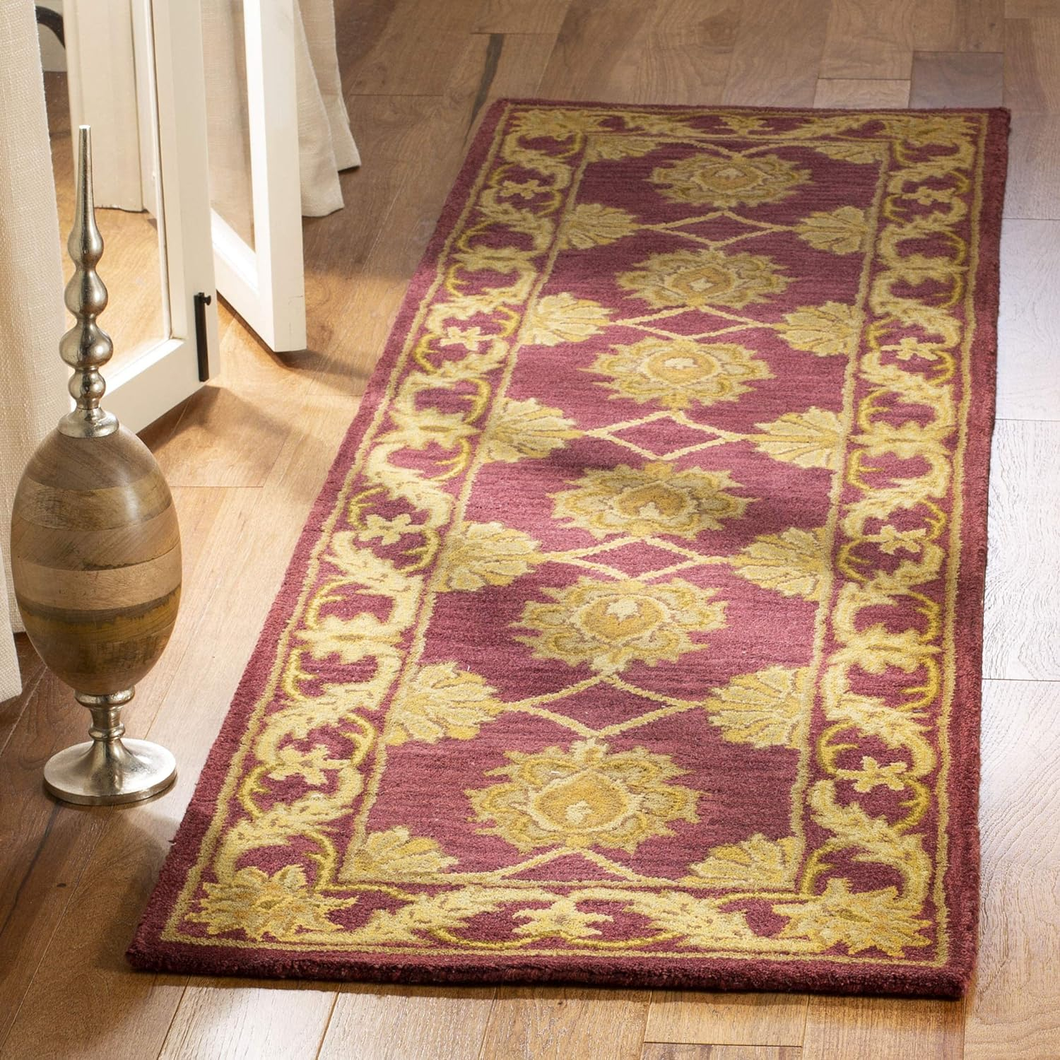 SAFAVIEH Heritage Portmont Traditional Wool Area Rug, Maroon, 2'3" x 4'