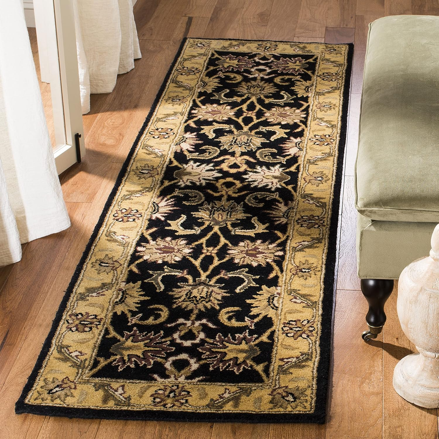 SAFAVIEH Classic Holly Floral Bordered Wool Runner Rug, Black/Gold, 2'3" x 12'