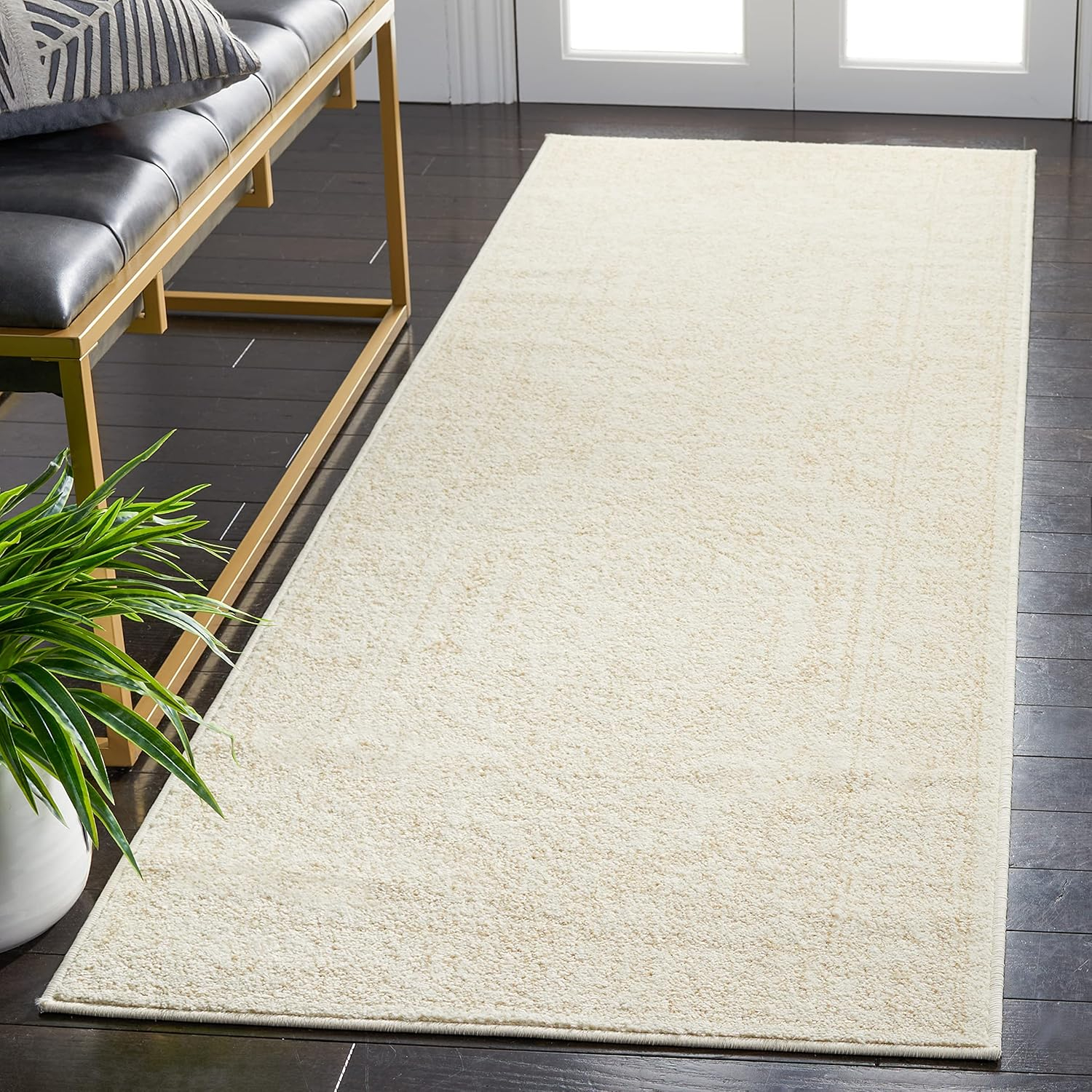 SAFAVIEH Adirondack Xavier Oriental Runner Rug, Ivory/Beige, 2'6" x 14'
