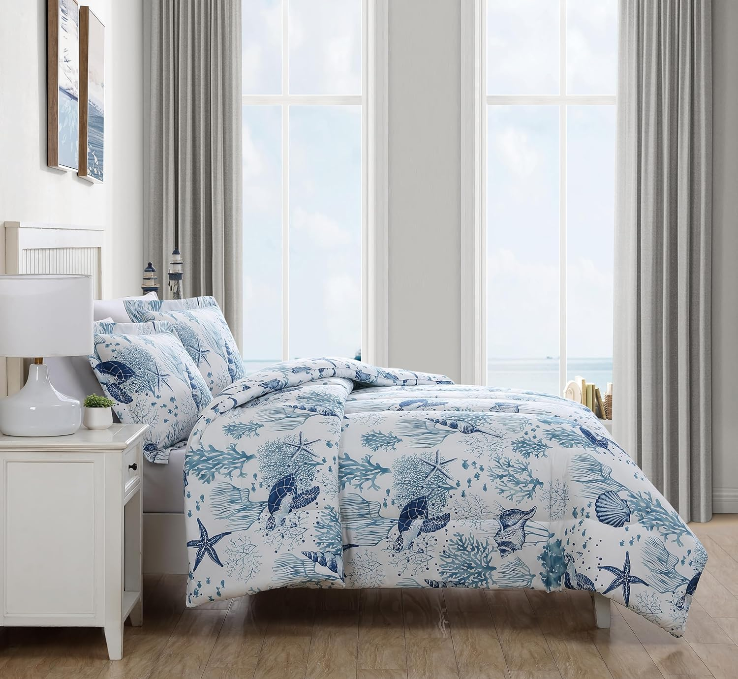 Full/Queen Blue and White Microfiber Coastal Comforter Set