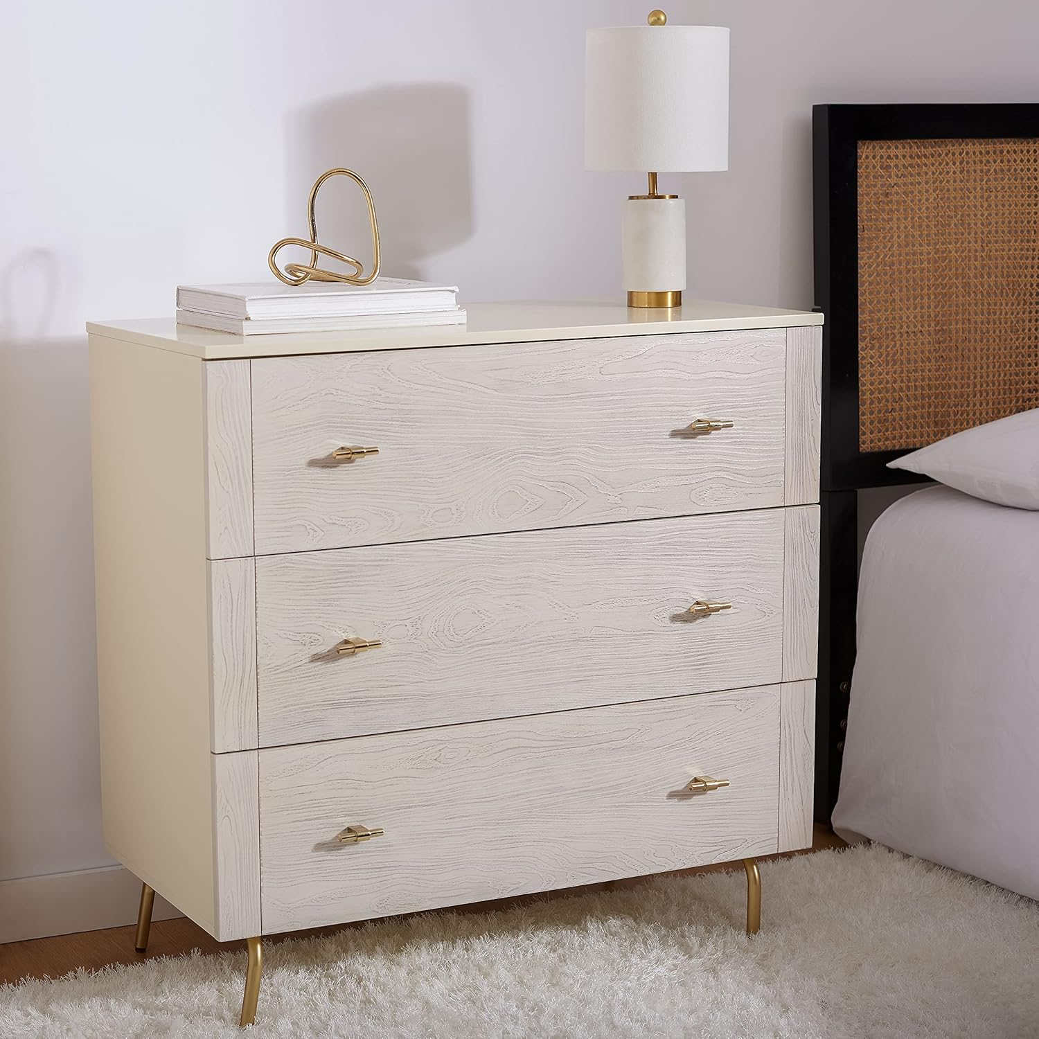 SAFAVIEH Genevieve Mid-Century Retro 3 Drawer Dresser, Cream/White Washed (36 in. W x 18 in. D x 36 in. H)