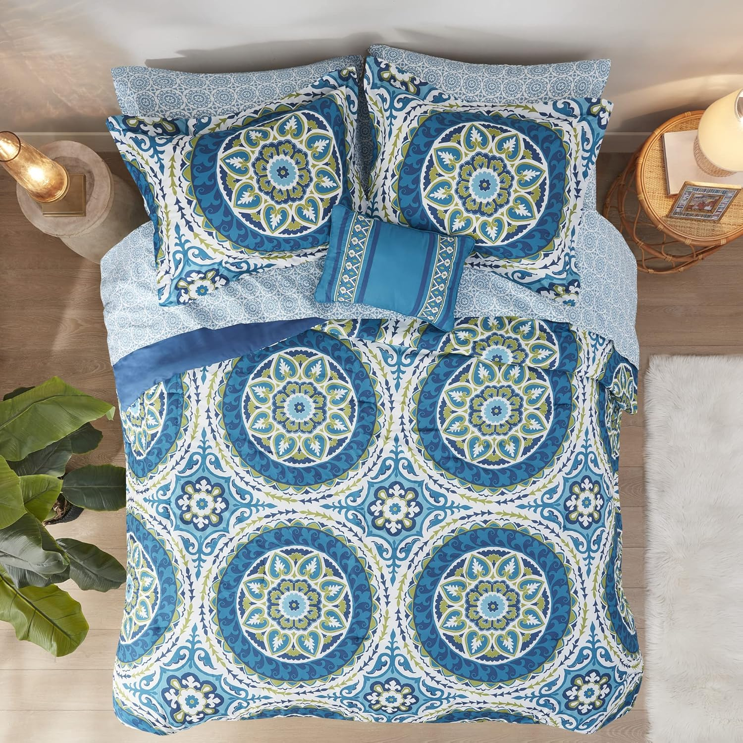 Serenity Bed in a Bag Comforter Set, Medallion Damask Design, All Season Bedding with Cotton Sheet Set, Bedskirt, Twin XL(68"x90") Blue 7 Piece