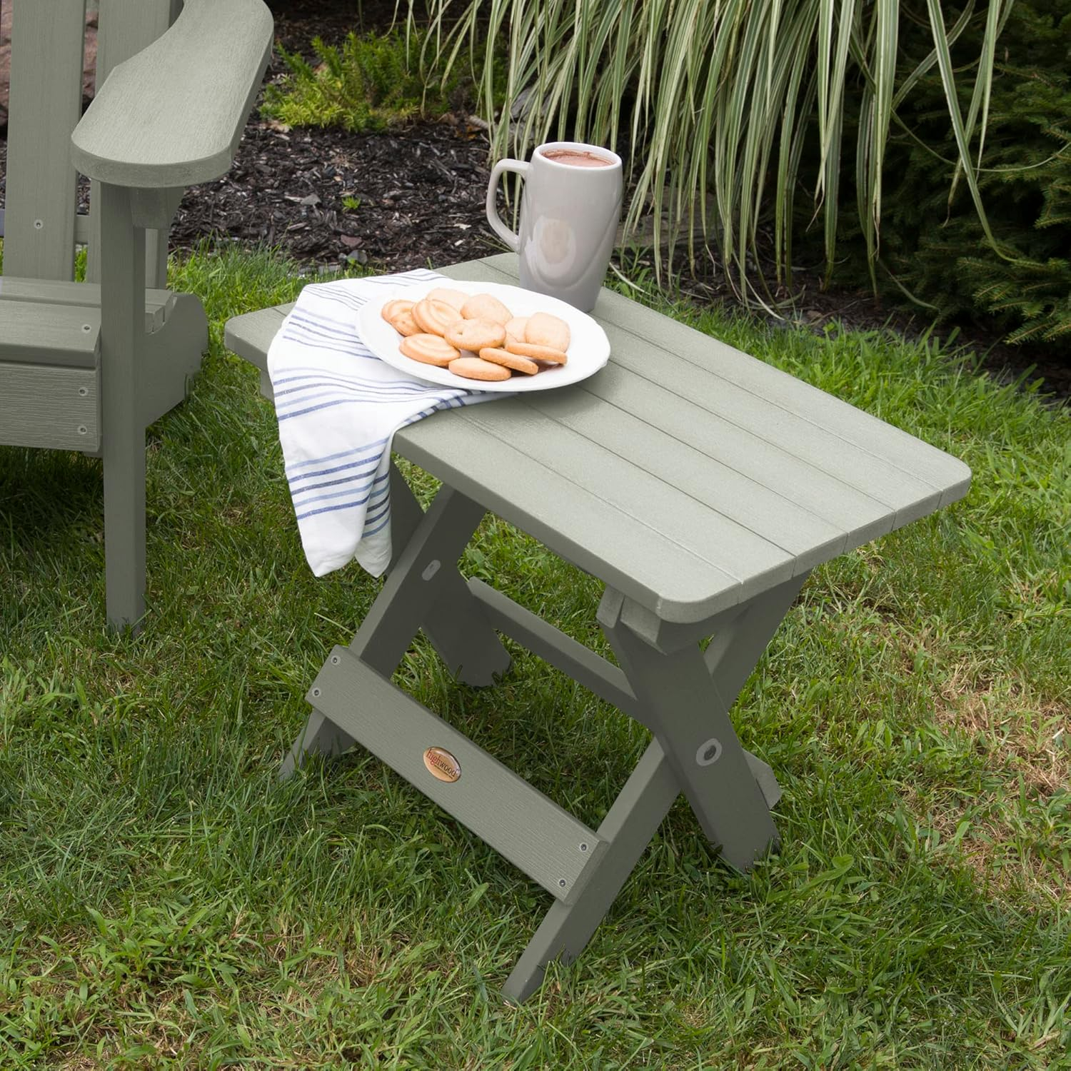 highwood  Outdoor Folding Adirondack Table Eucalyptus