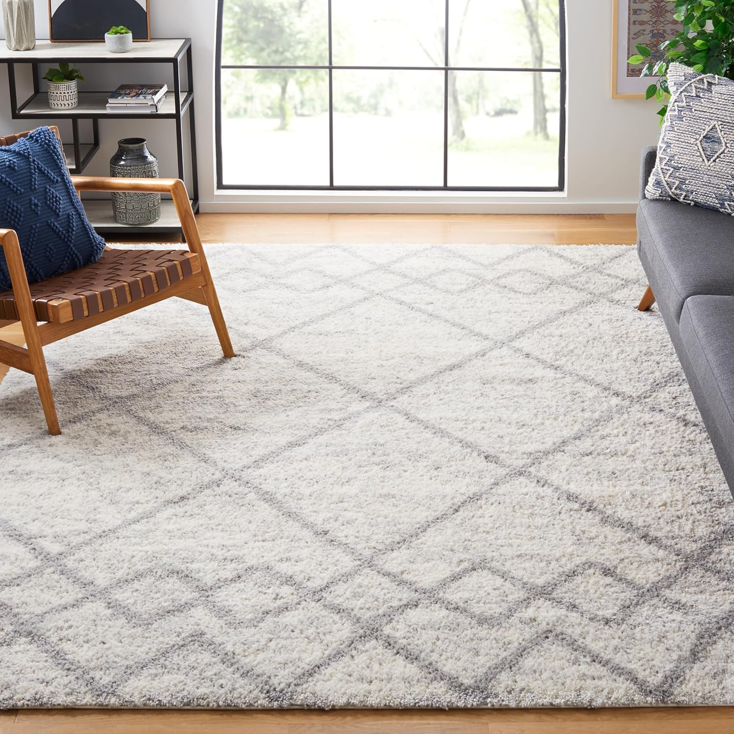 SAFAVIEH Berber Shag Lidija Trellis Area Rug, Grey/Ivory, 8' x 10'