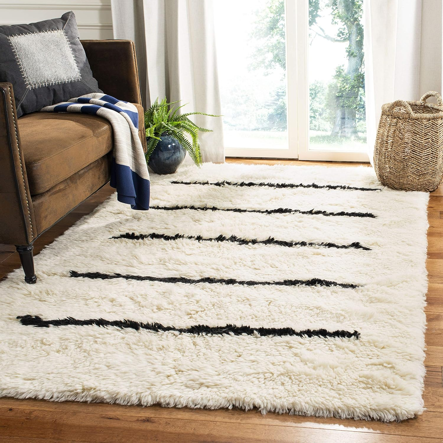 SAFAVIEH Kenya Siomha Striped Area Rug, Ivory/Black, 3' x 5'