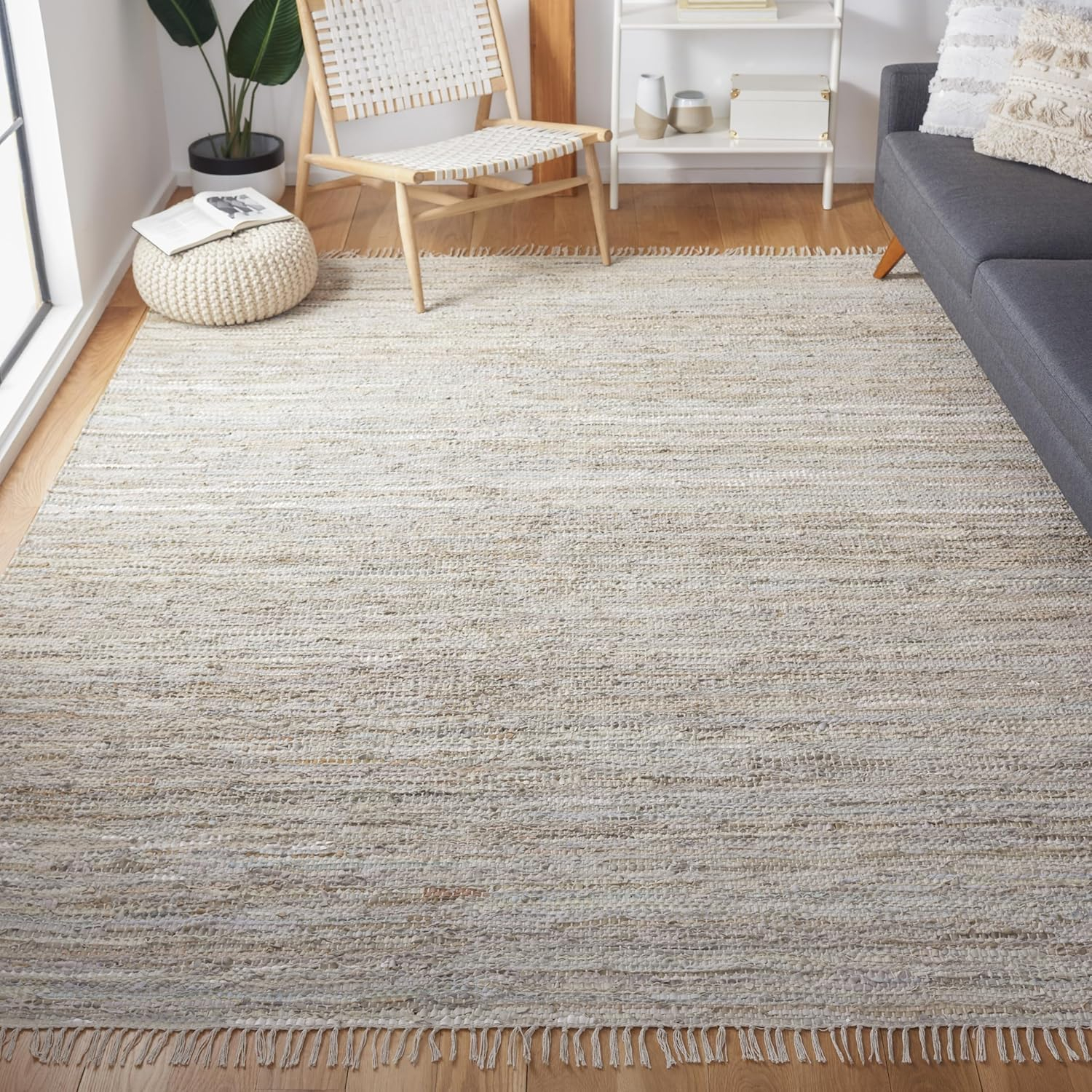 SAFAVIEH Vintage Leather Christal Solid Area Rug, Beige, 8' x 10'