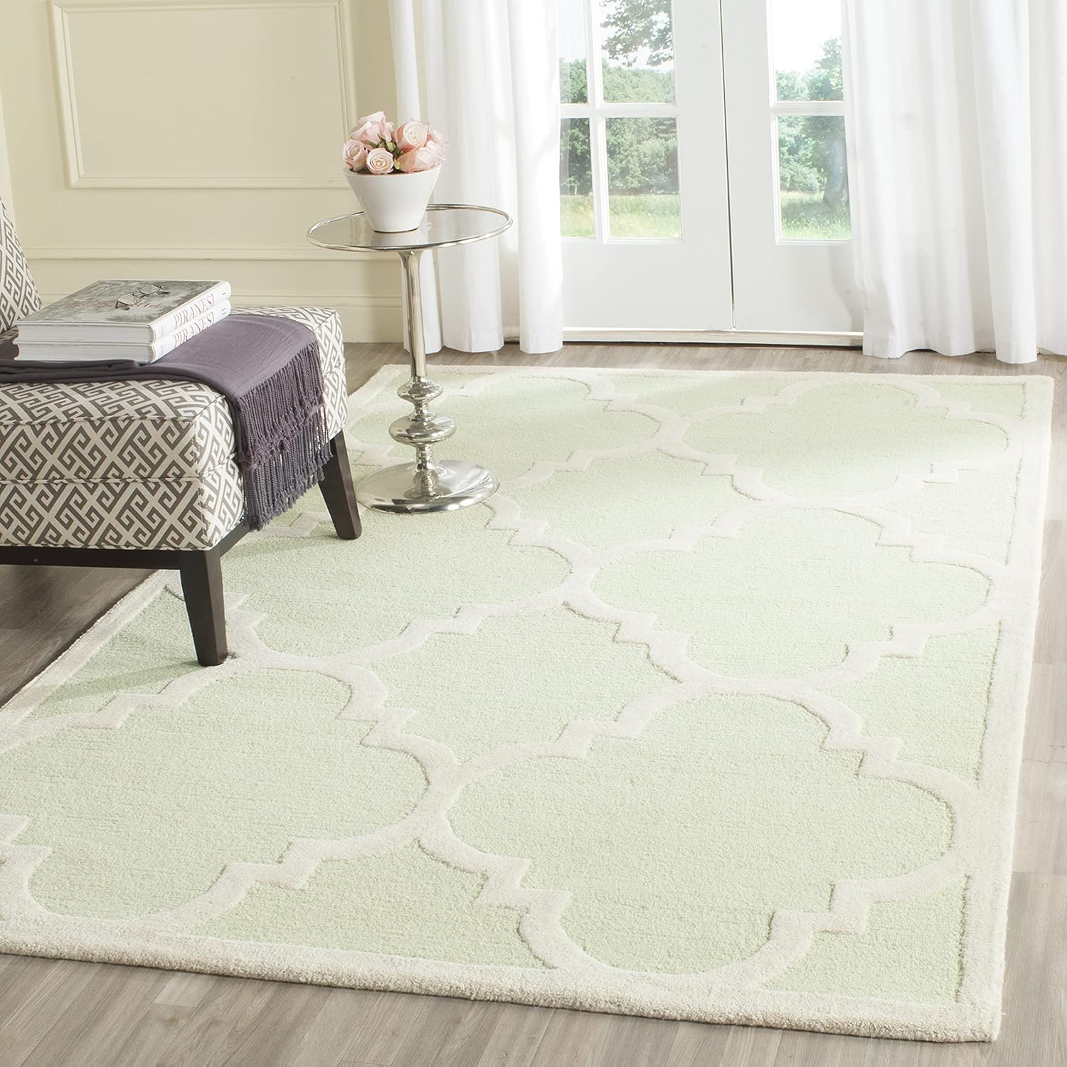 SAFAVIEH Cambridge Collection 8' Square Light Green / Ivory CAM140B Handmade Moroccan Trellis Premium Wool Area Rug