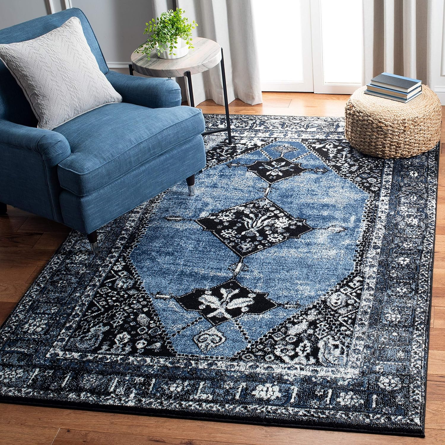 SAFAVIEH Vintage Hamadan Samia Oriental Area Rug, Blue/Grey, 9' x 12'