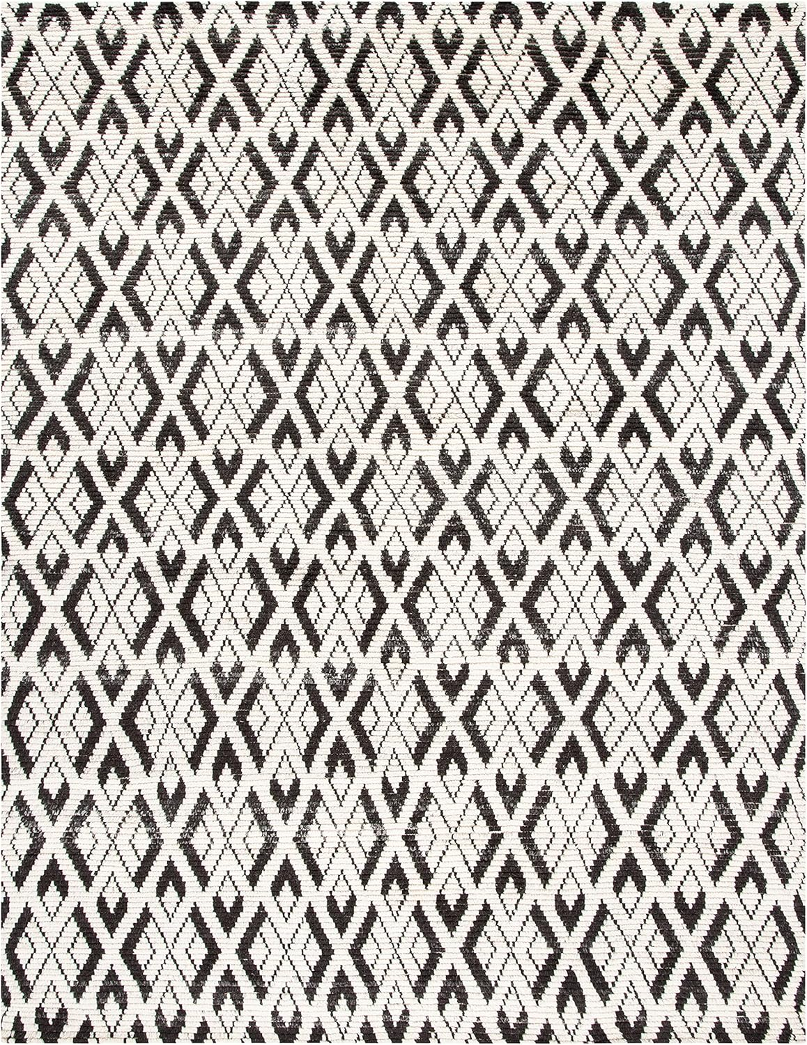 Ivory and Black Hand-Knotted Wool 6' x 9' Area Rug