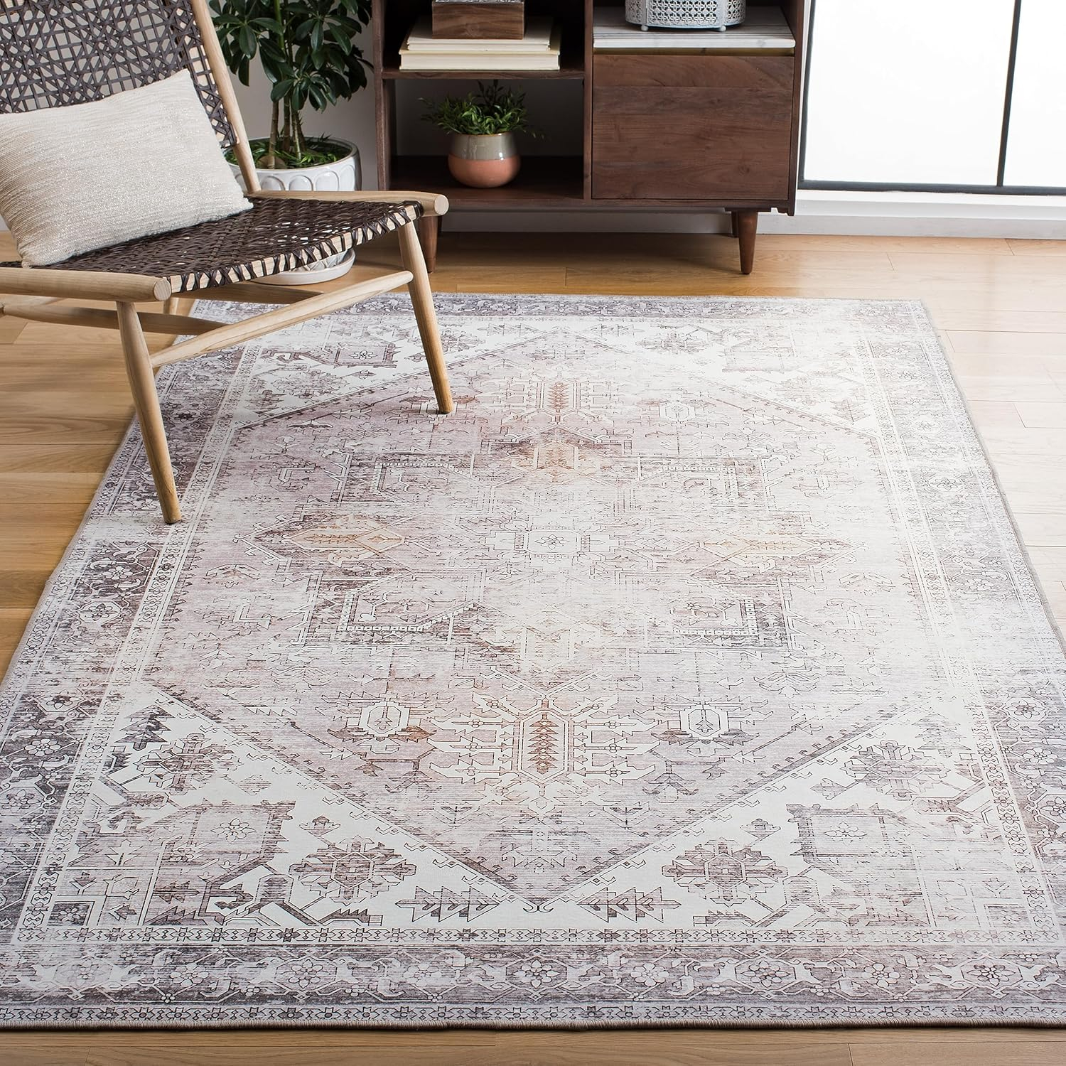 SAFAVIEH Tucson Jayla Oriental Machine Washable Area Rug, Sage/Ivory, 6' x 8'