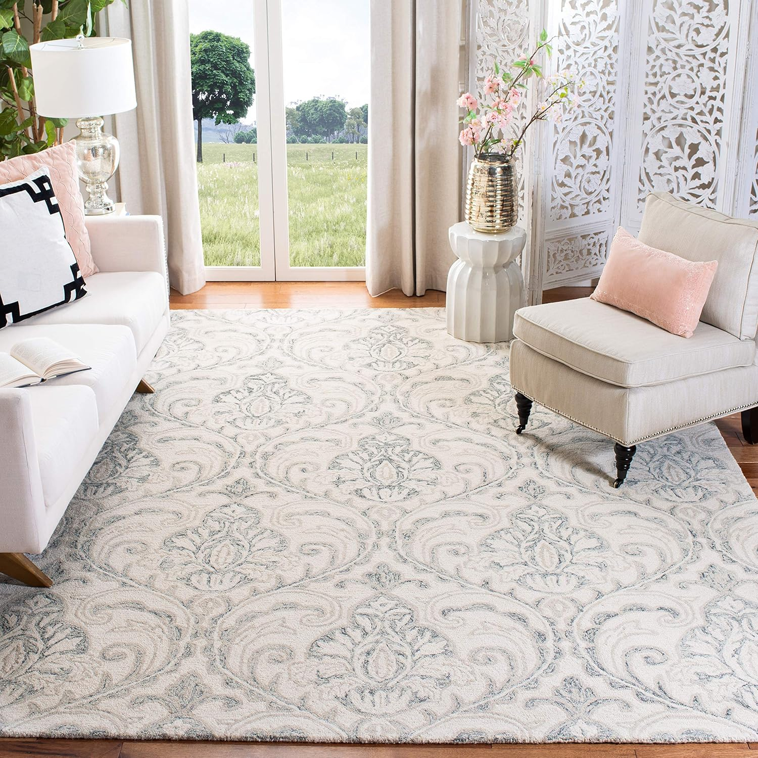 Handmade Medallion Tufted Wool Rug 9' x 12' in Blue and Ivory