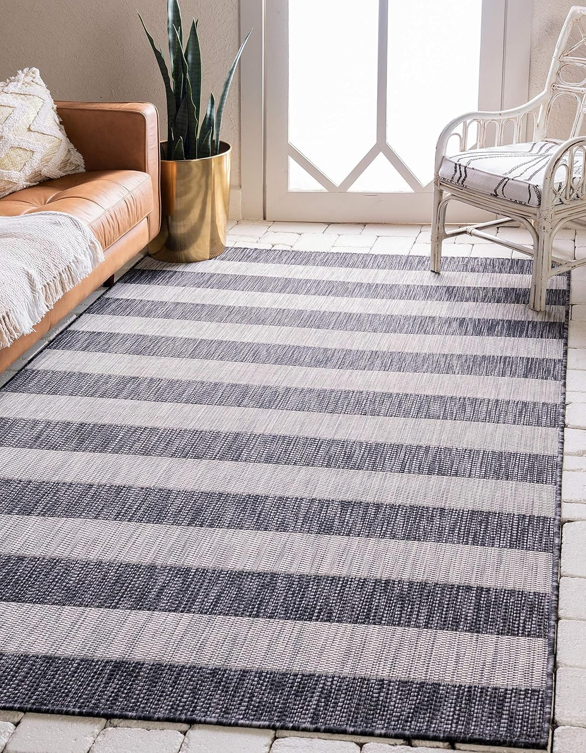 Unique Loom Outdoor Striped Collection Area Rug - Distressed Stripe (7' 1" x 10' Rectangle Charcoal Gray/Ivory)