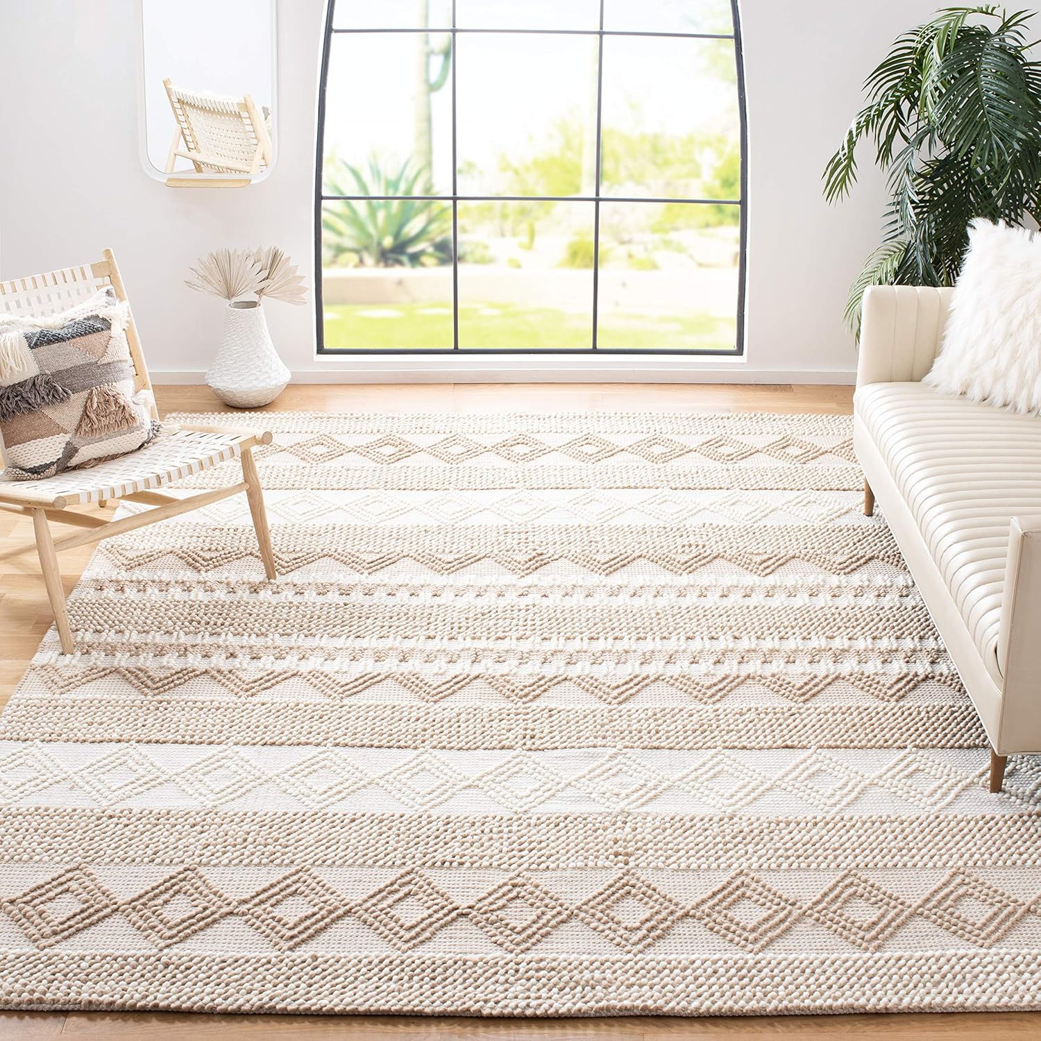 SAFAVIEH Natura Carly Geometric Area Rug, Beige/Ivory, 10' x 10' Square