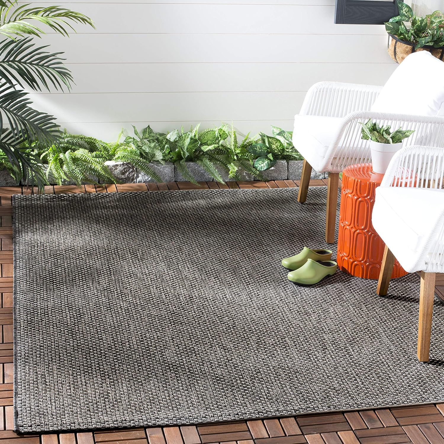 Courtyard CY8521 Power Loomed Indoor/Outdoor Area Rug - Black/Beige - 5'3"x5'3" - Safavieh.