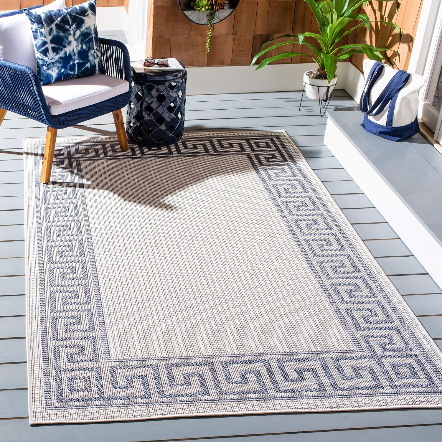 SAFAVIEH Bermuda Isidora Geometric Machine Washable Indoor/Outdoor Area Rug, Ivory/Blue, 5'3" x 7'6"