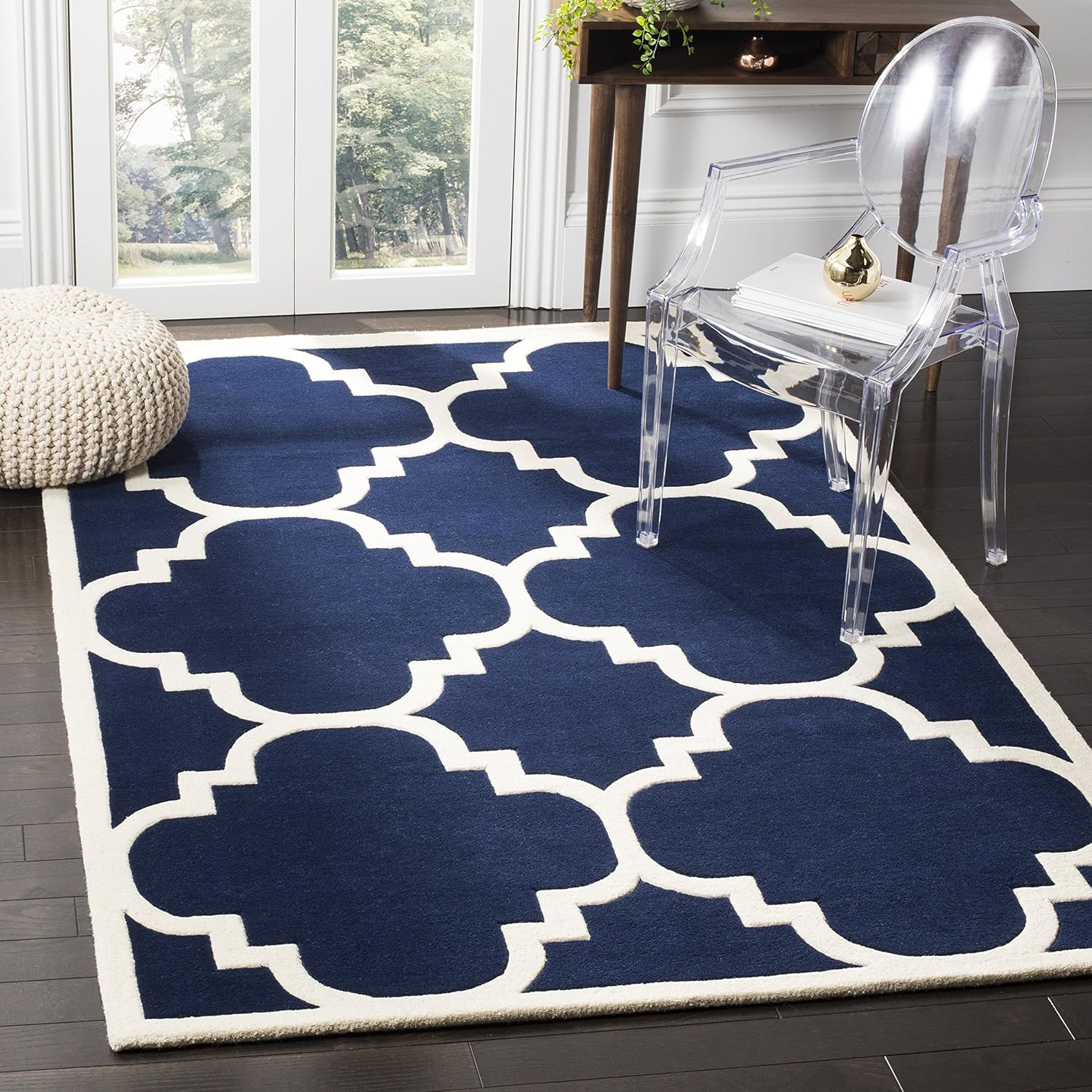 Handmade Blue and Ivory Wool 6' x 9' Geometric Area Rug