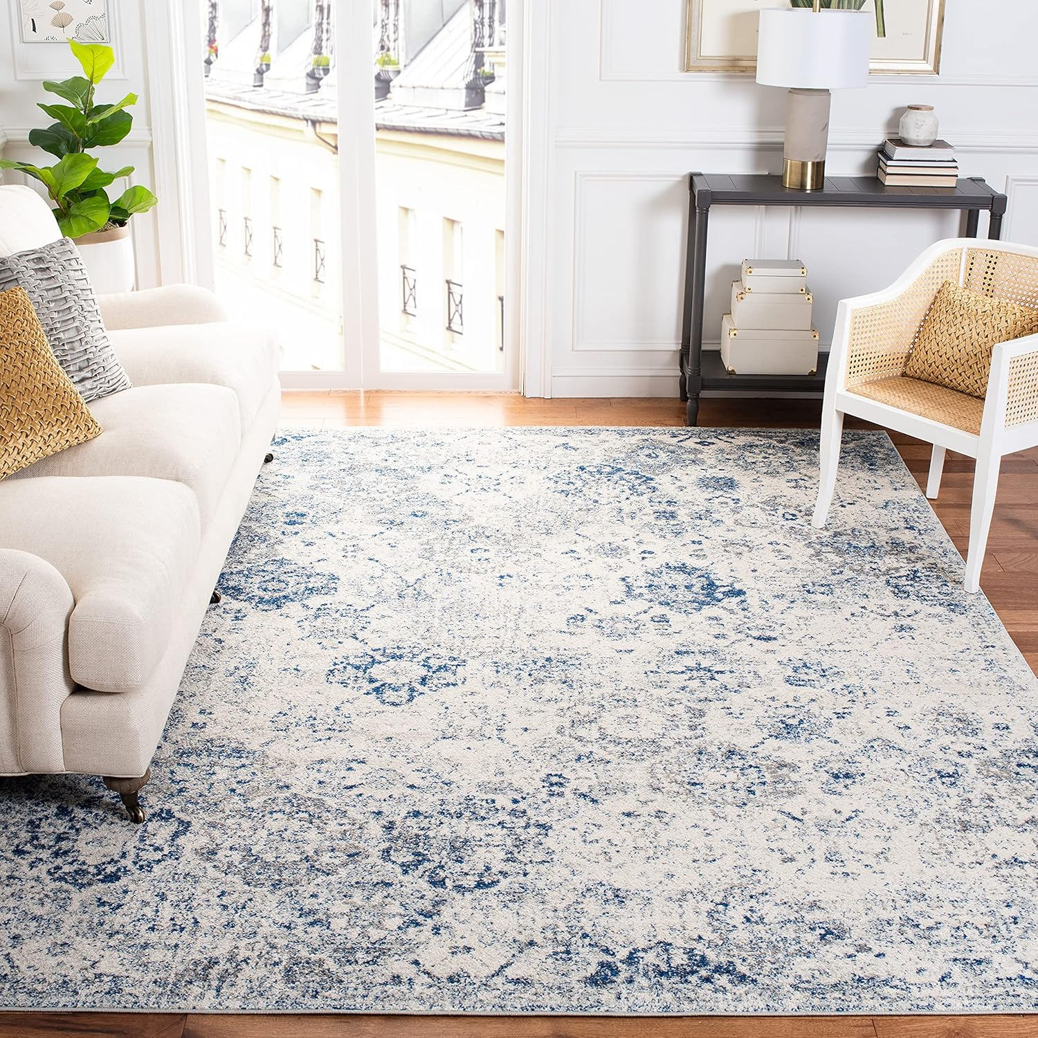 SAFAVIEH Madison Judith Distressed Area Rug, White/Royal Blue, 10' x 14'