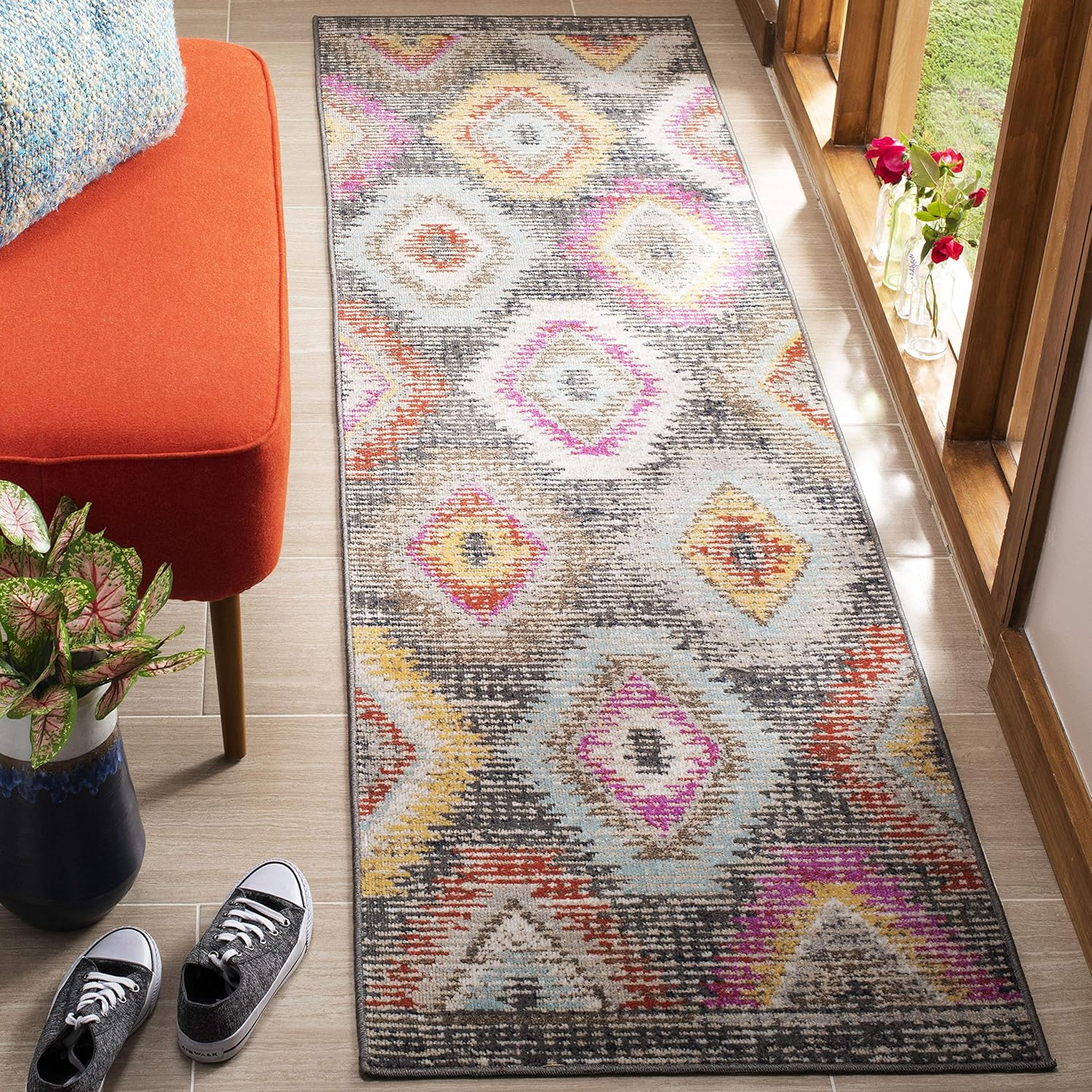 SAFAVIEH Montage Collection Runner Rug - 2'3" x 8', Grey & Multi, Boho Design, Non-Shedding & Easy Care, Indoor/Outdoor & Washable-Ideal for Patio, Backyard, Mudroom (MTG212F)