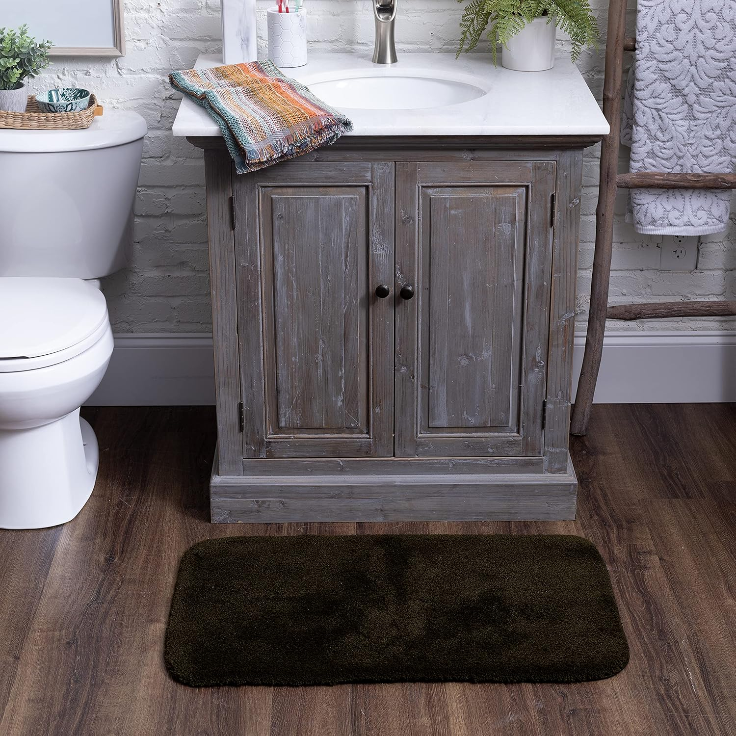 Mohawk Home Acclaim Bath Mat, 1'5 x 2' , Espresso