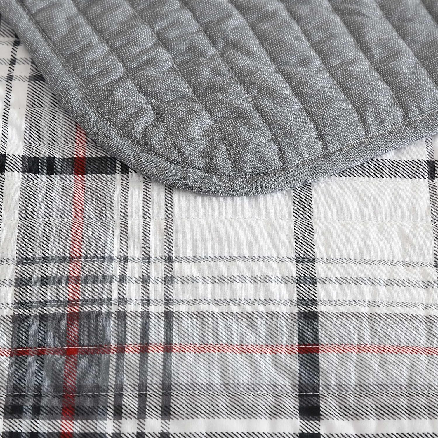 Eddie Bauer - Twin Quilt Set, Reversible Cotton Bedding with Matching Sham, Plaid Home Decor for All Seasons (Alder Plaid Grey, Twin)