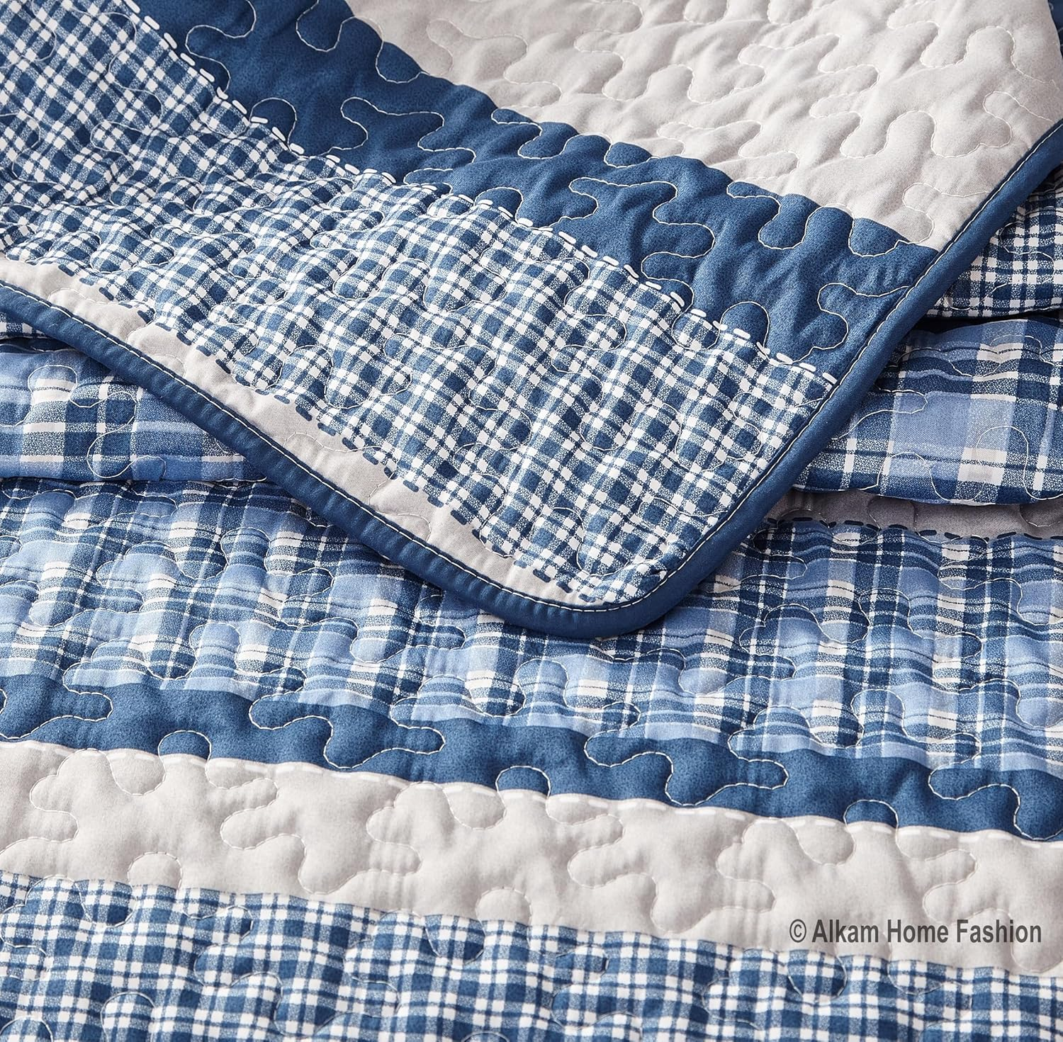 Blue and Gray Plaid Queen Bedspread Set with Pillow Shams