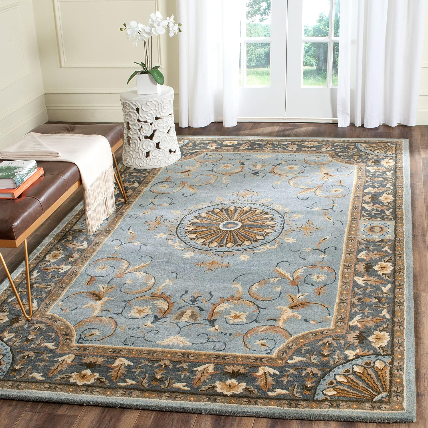 SAFAVIEH Empire Naira Oriental Wool Area Rug, Blue, 6' x 9'