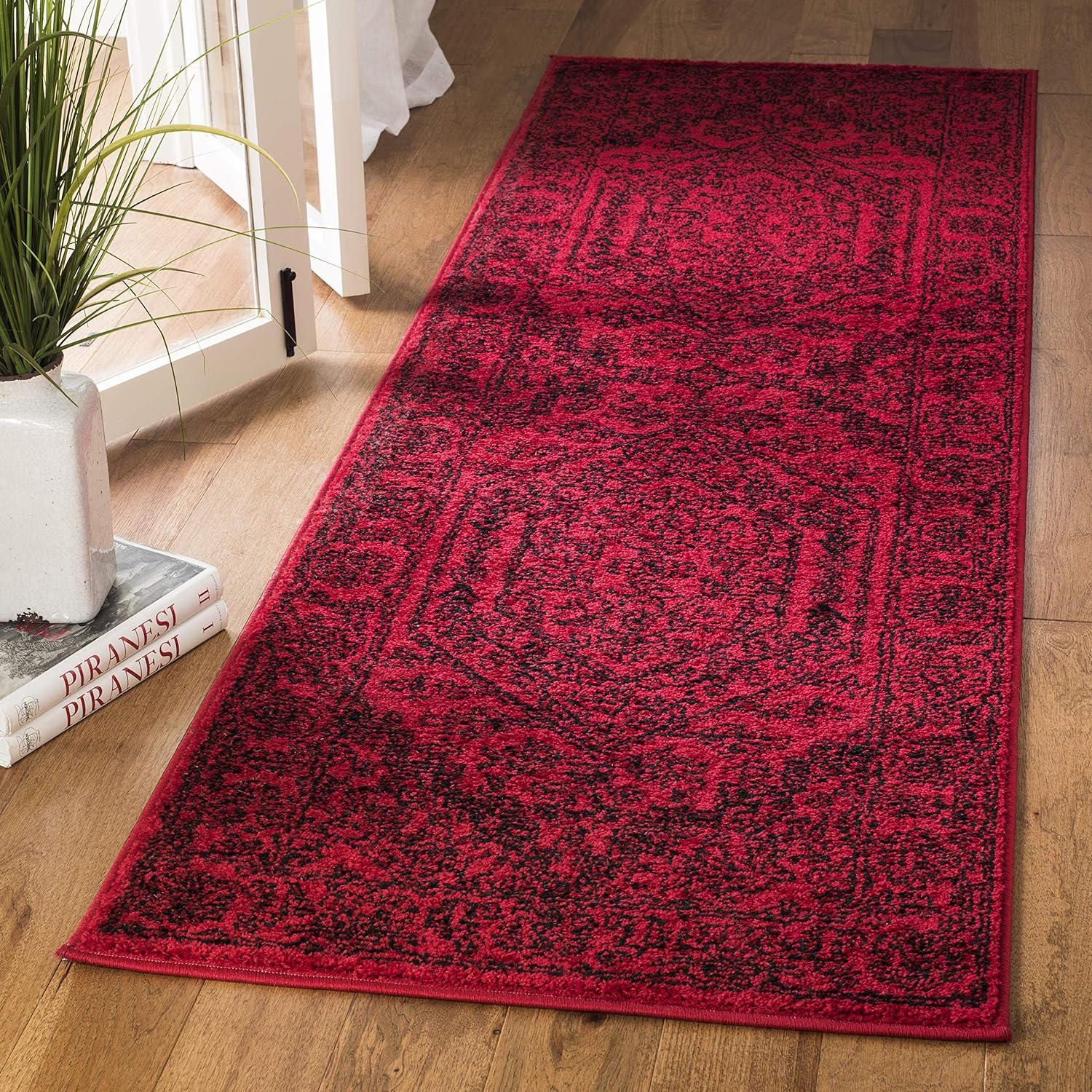 SAFAVIEH Adirondack Xavier Oriental Runner Rug, Ivory/Beige, 2'6" x 14'