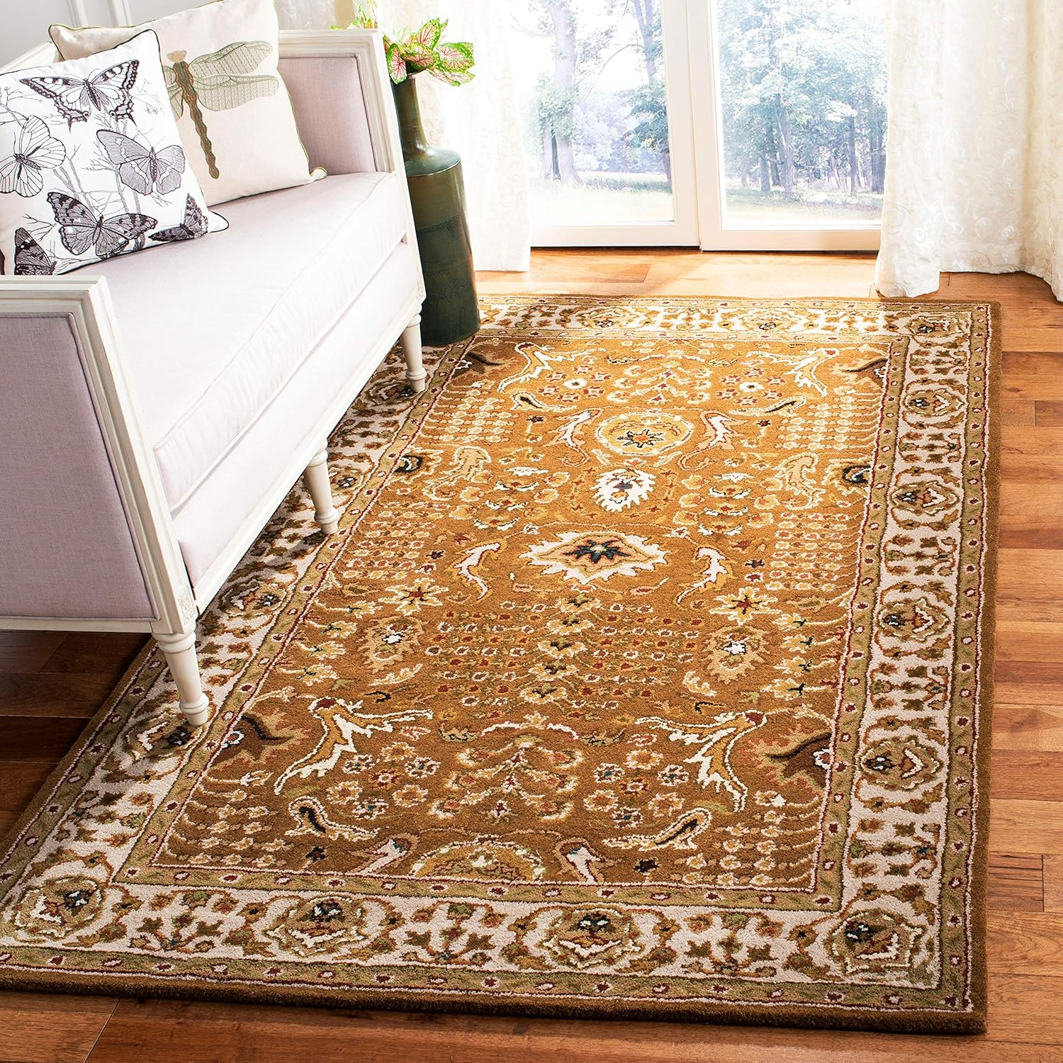 Handmade Light Green and Gold Wool 6' x 9' Tufted Area Rug