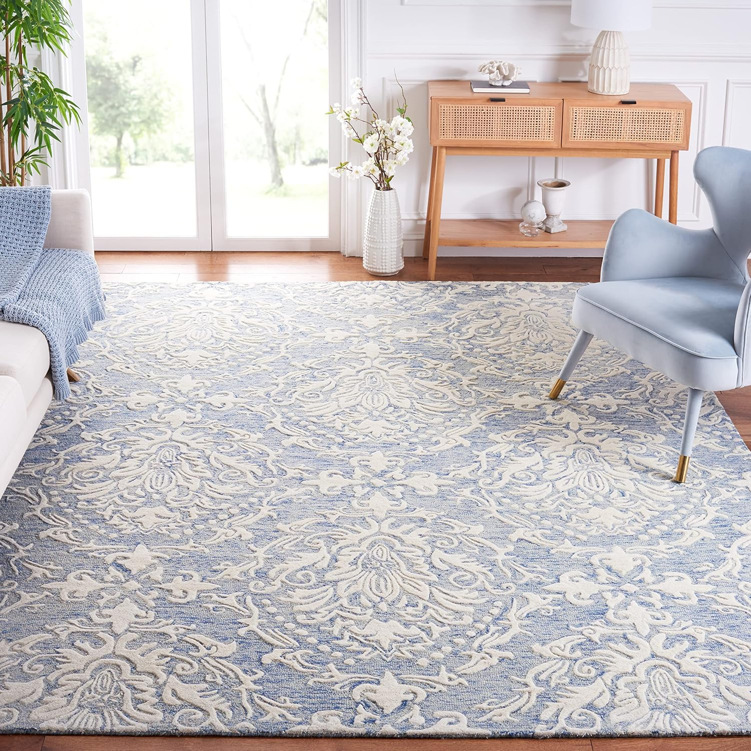 SAFAVIEH Blossom Kestrel Damask Wool Area Rug, Blue/Ivory, 8' x 10'