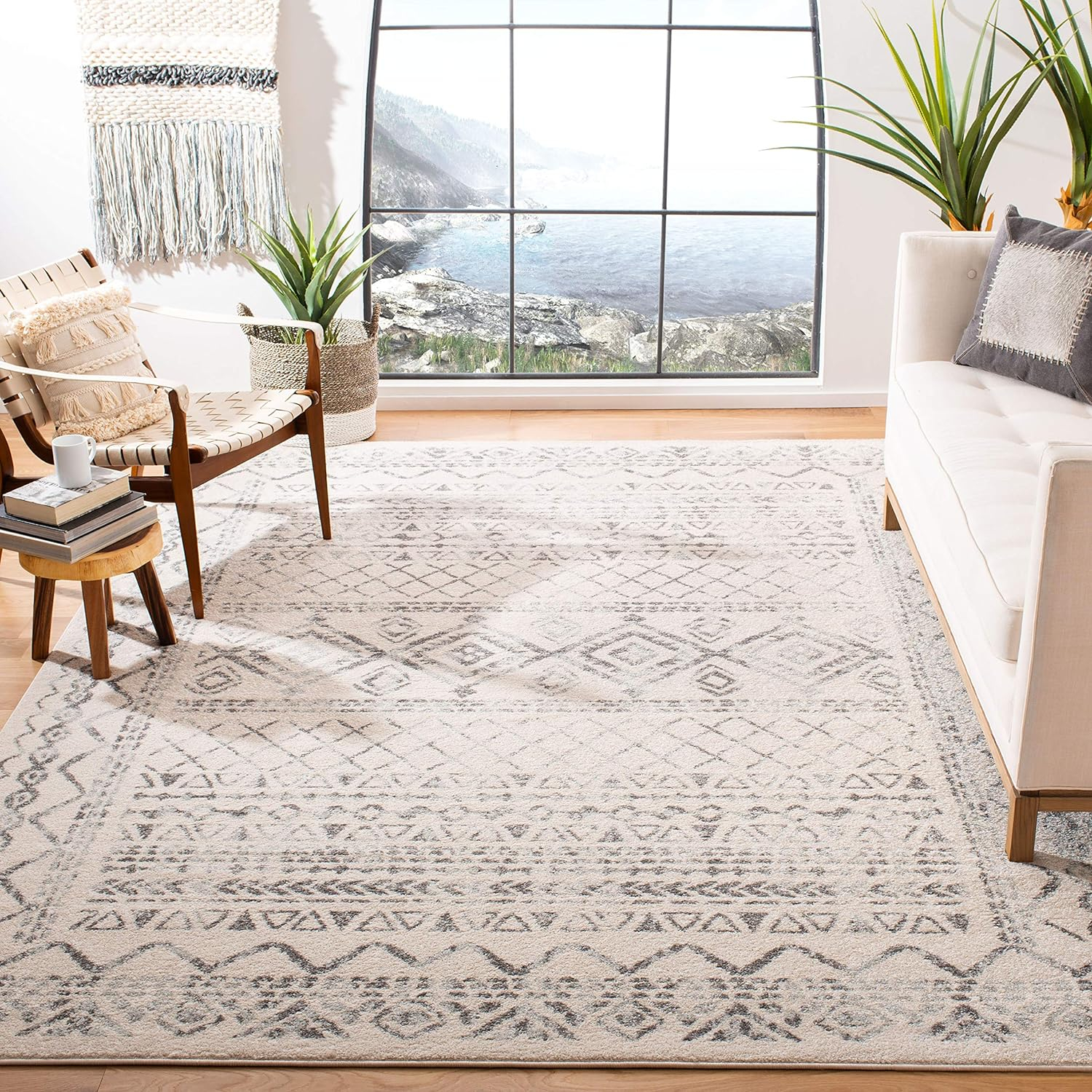 SAFAVIEH Tulum Ronald Oriental Area Rug, Ivory/Grey, 10' x 13'