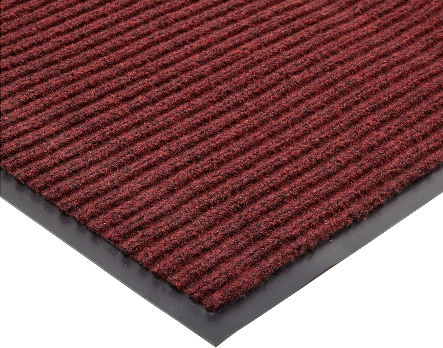 Brush Step® Low-Profile Scraper Entrance Mat, 5/16 in x 3 ft W x 5 ft L, Needle-Punched Yarn, Vinyl Backing, Red/Black