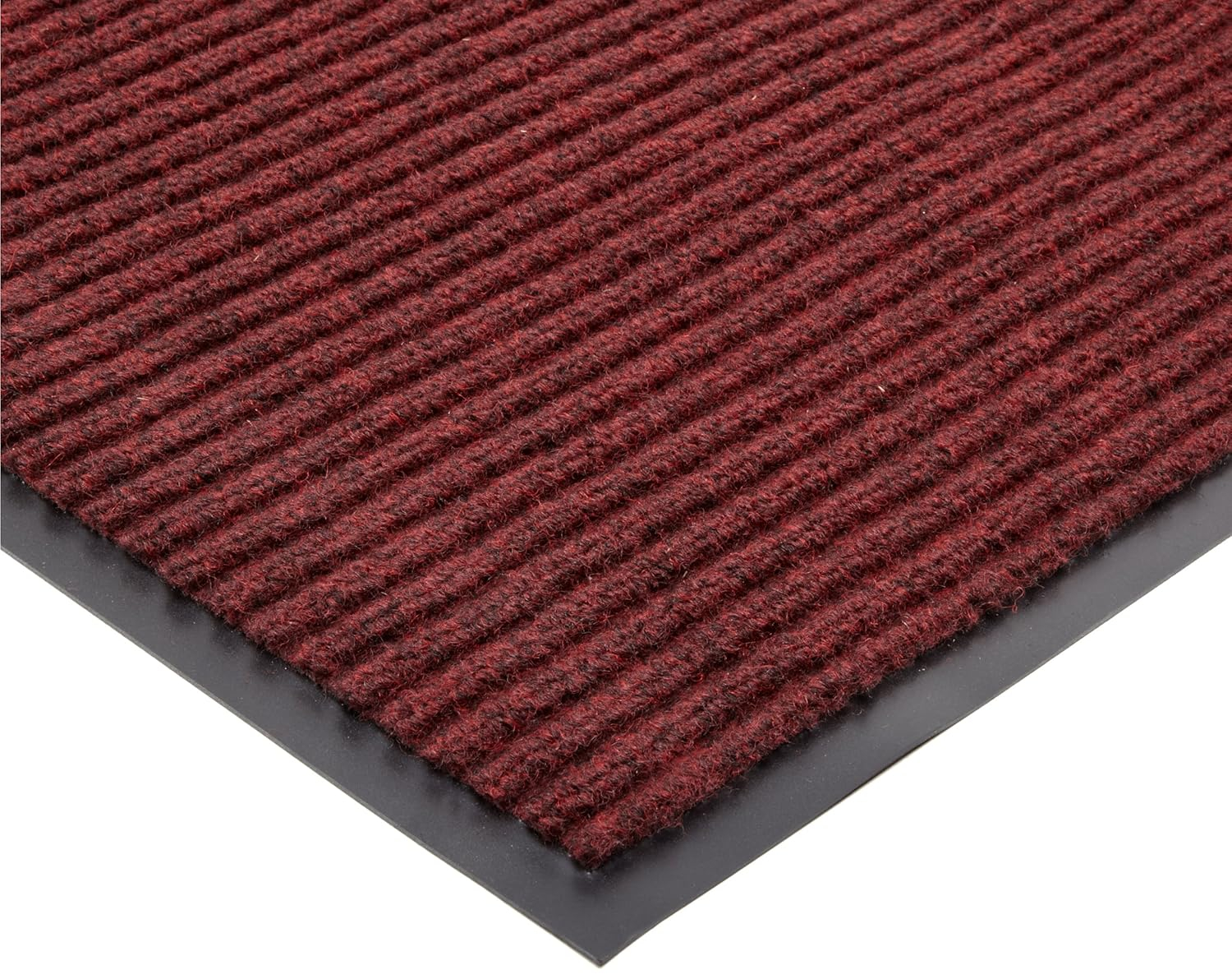 Brush Step® Low-Profile Scraper Entrance Mat, 5/16 in x 3 ft W x 5 ft L, Needle-Punched Yarn, Vinyl Backing, Red/Black