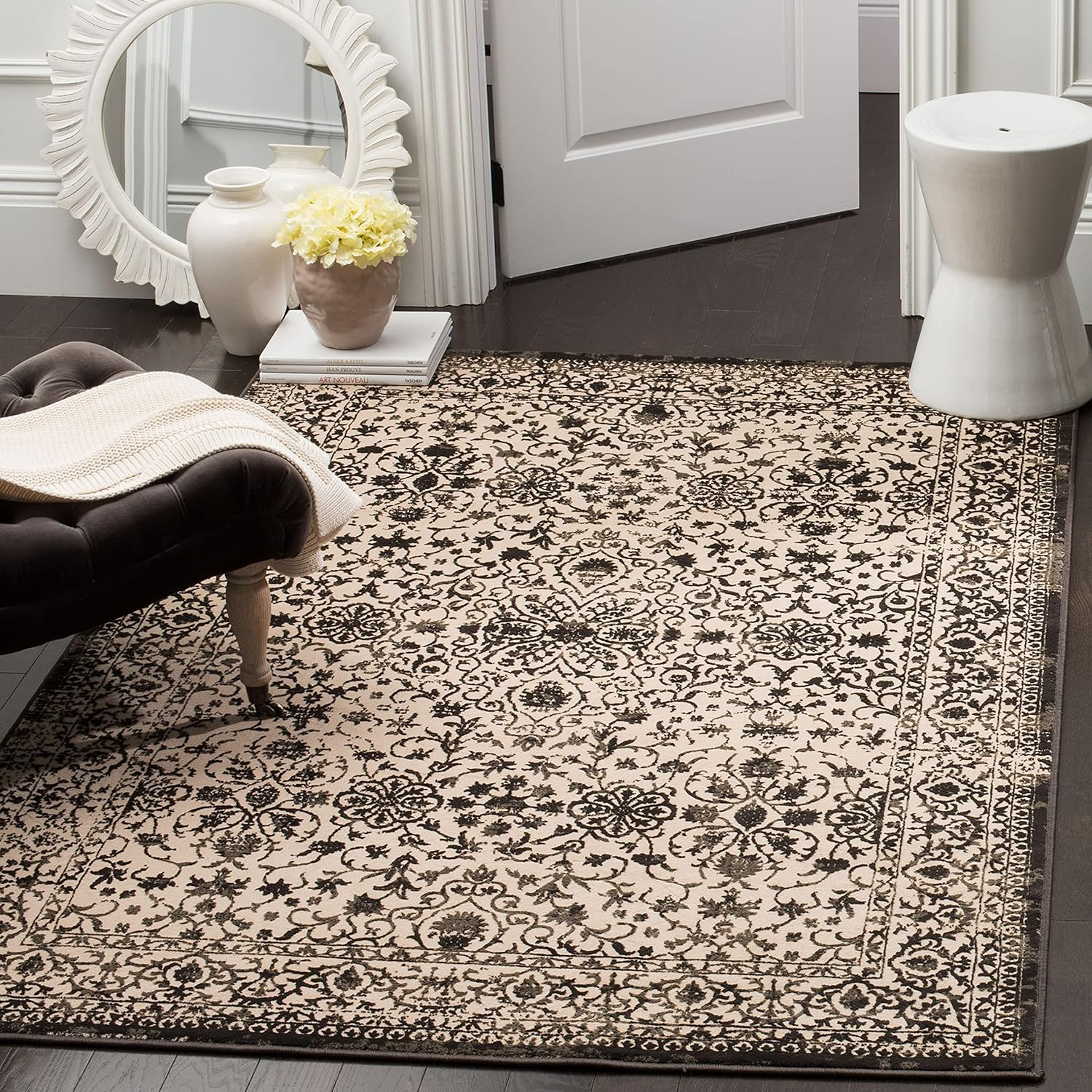 SAFAVIEH Brilliance Edin Oriental Area Rug, Creme/Black, 4' x 6'