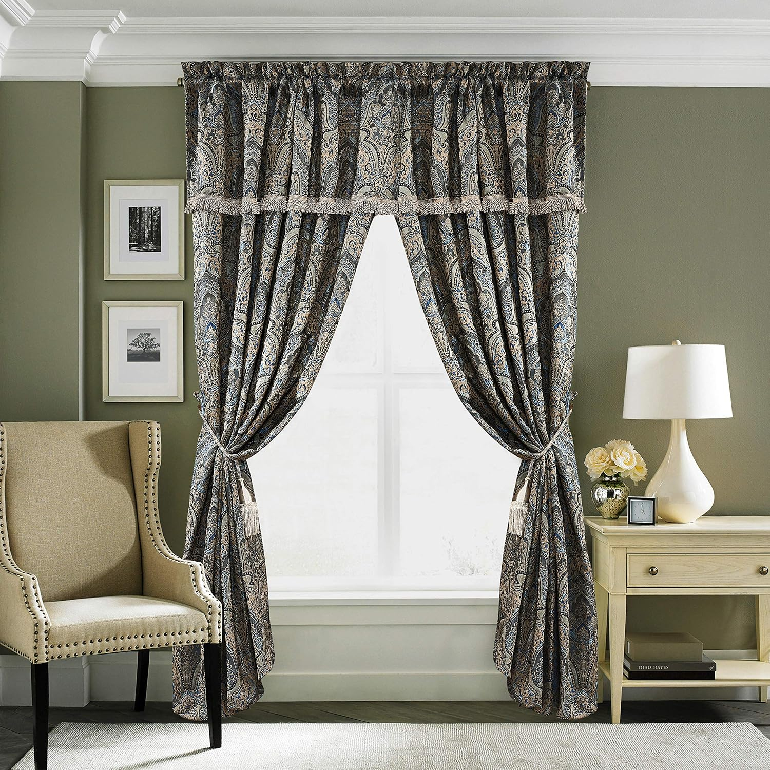 Chezmoi Collection Synthetic Paisley Room Darkening Rod Pocket Curtain Panel