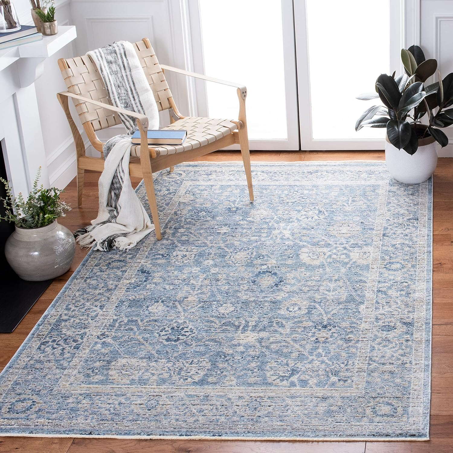 SAFAVIEH Dream Giles Floral Area Rug, Grey/Turquoise, 6'7" x 6'7" Square