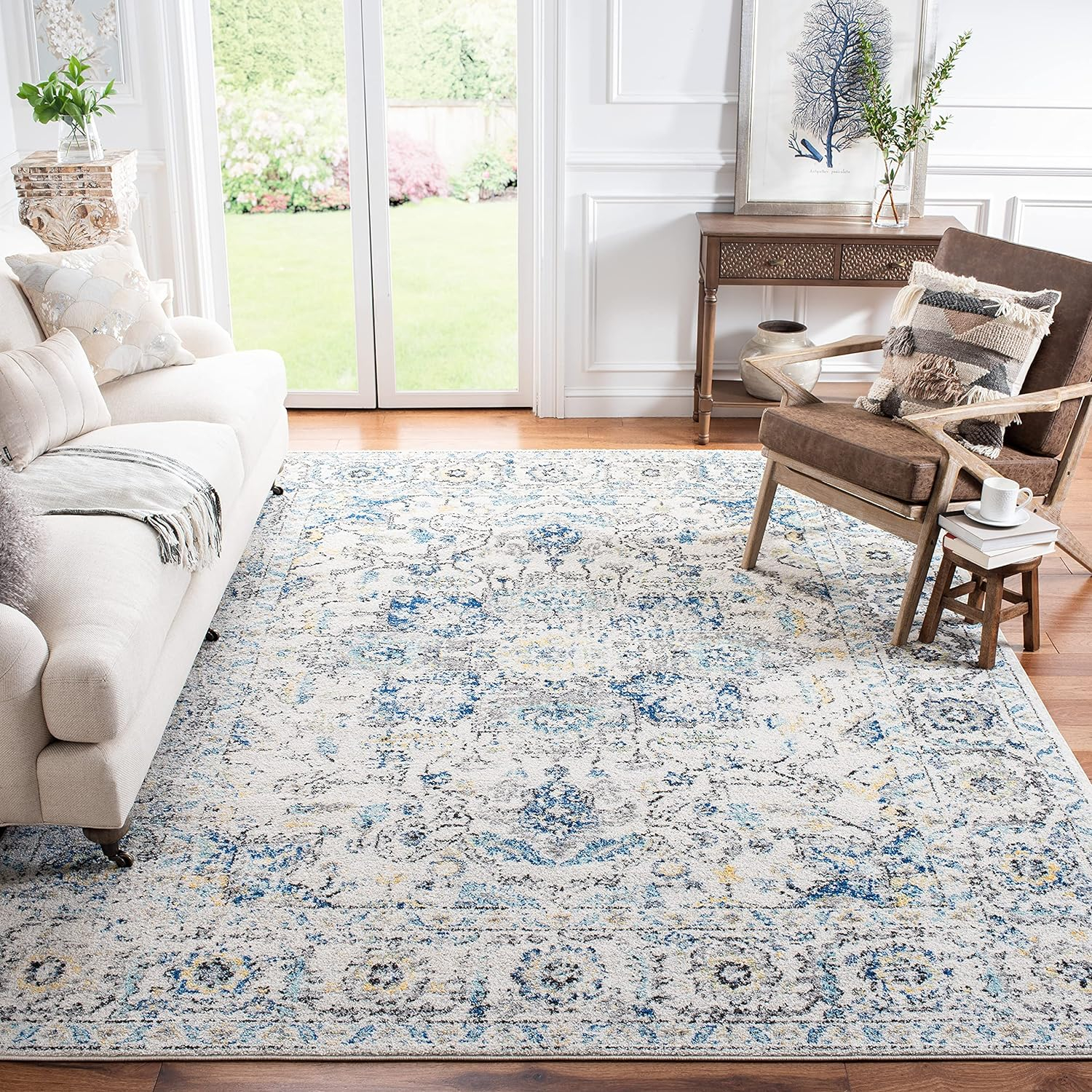 SAFAVIEH Madison Katina Traditional Area Rug, Cream/Navy, 11' x 15'