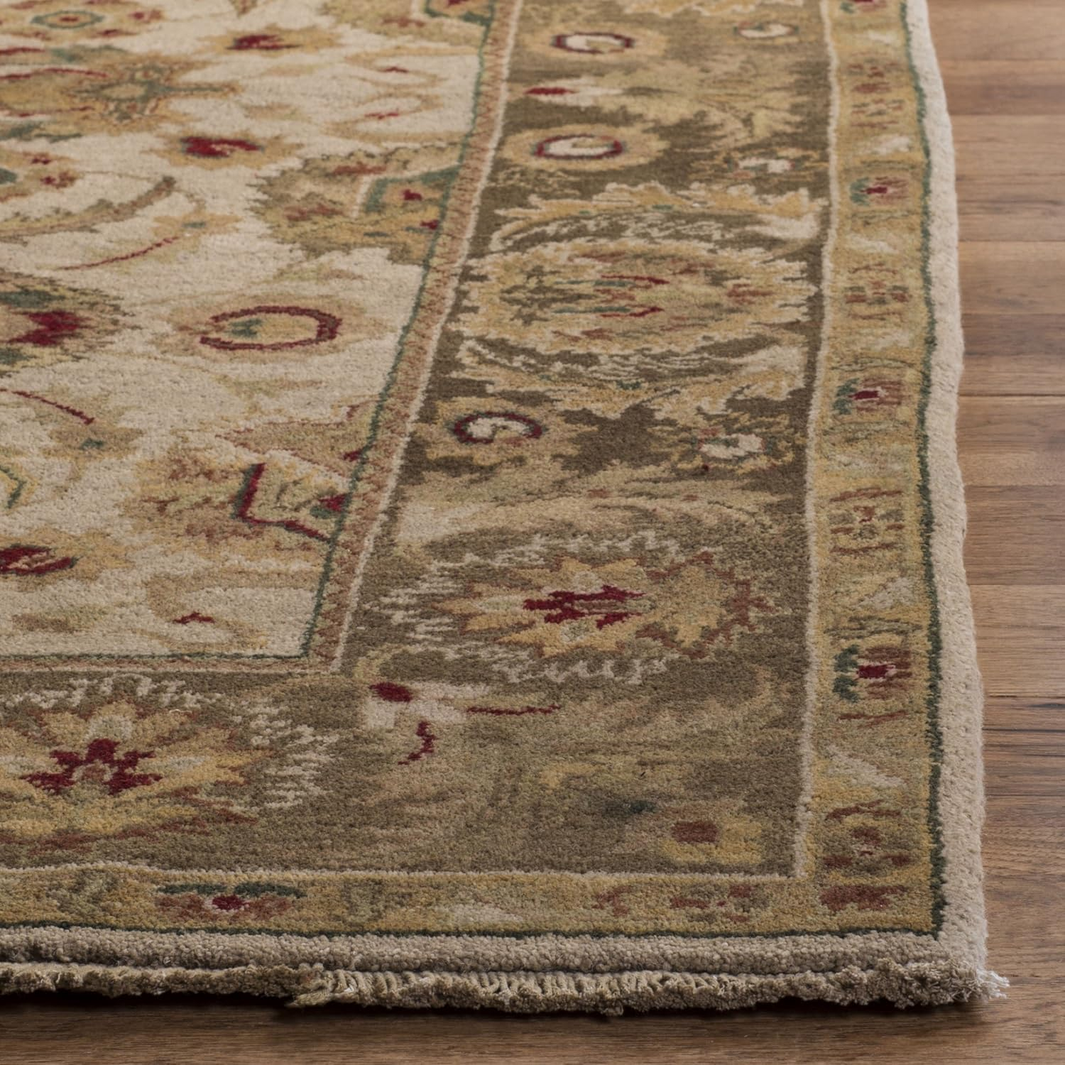 Ivory and Green Hand-Knotted Wool 9' x 12' Oriental Rug