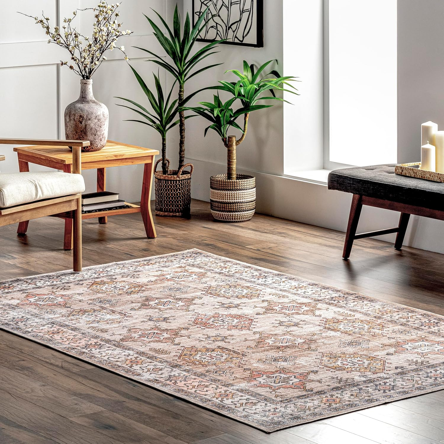nuLOOM Finley Machine Washable Vintage Distressed Area Rug, 2' x 3', Beige