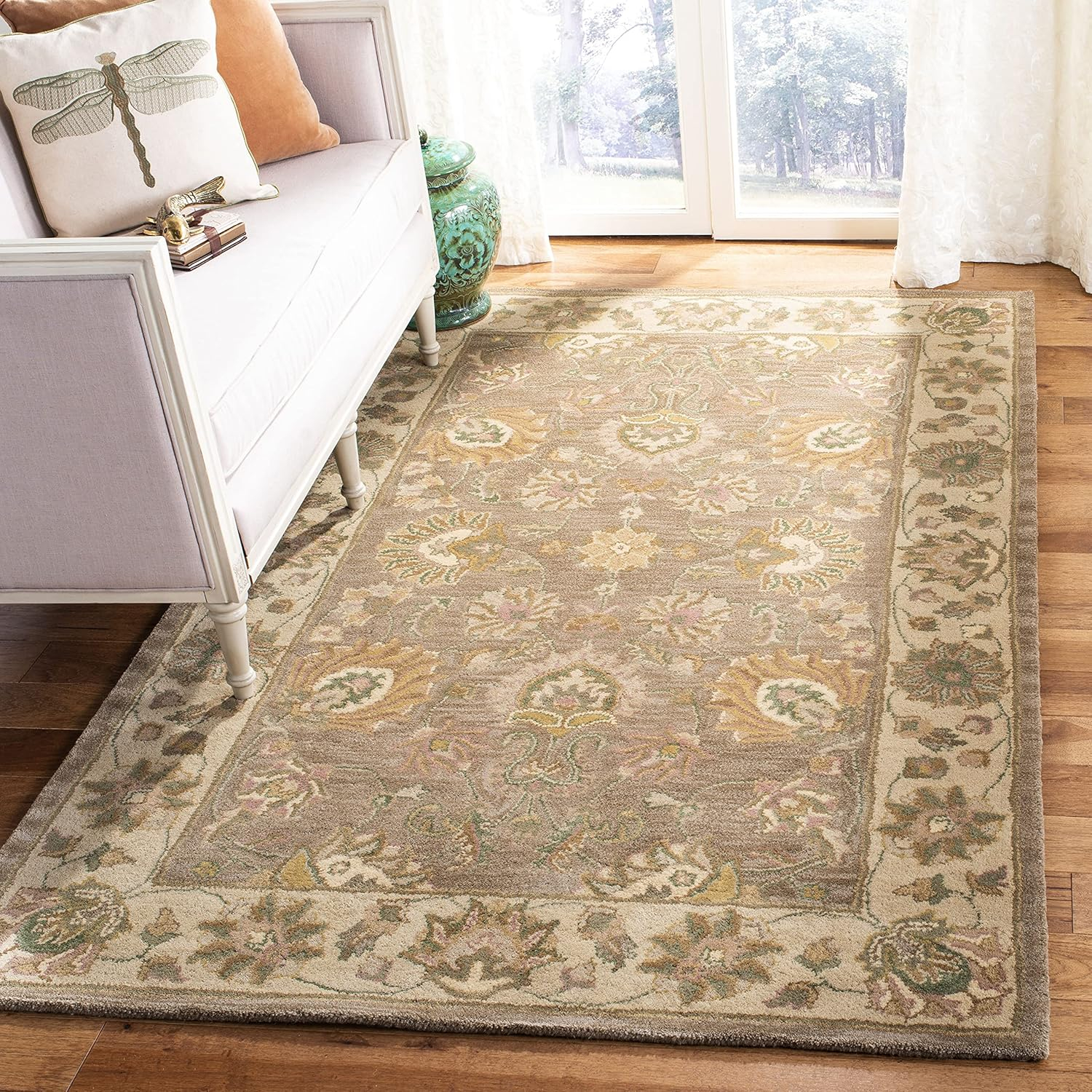 SAFAVIEH Heritage Collection 6' x 9' Brown / Ivory HG343K Handmade Traditional Oriental Premium Wool Area Rug