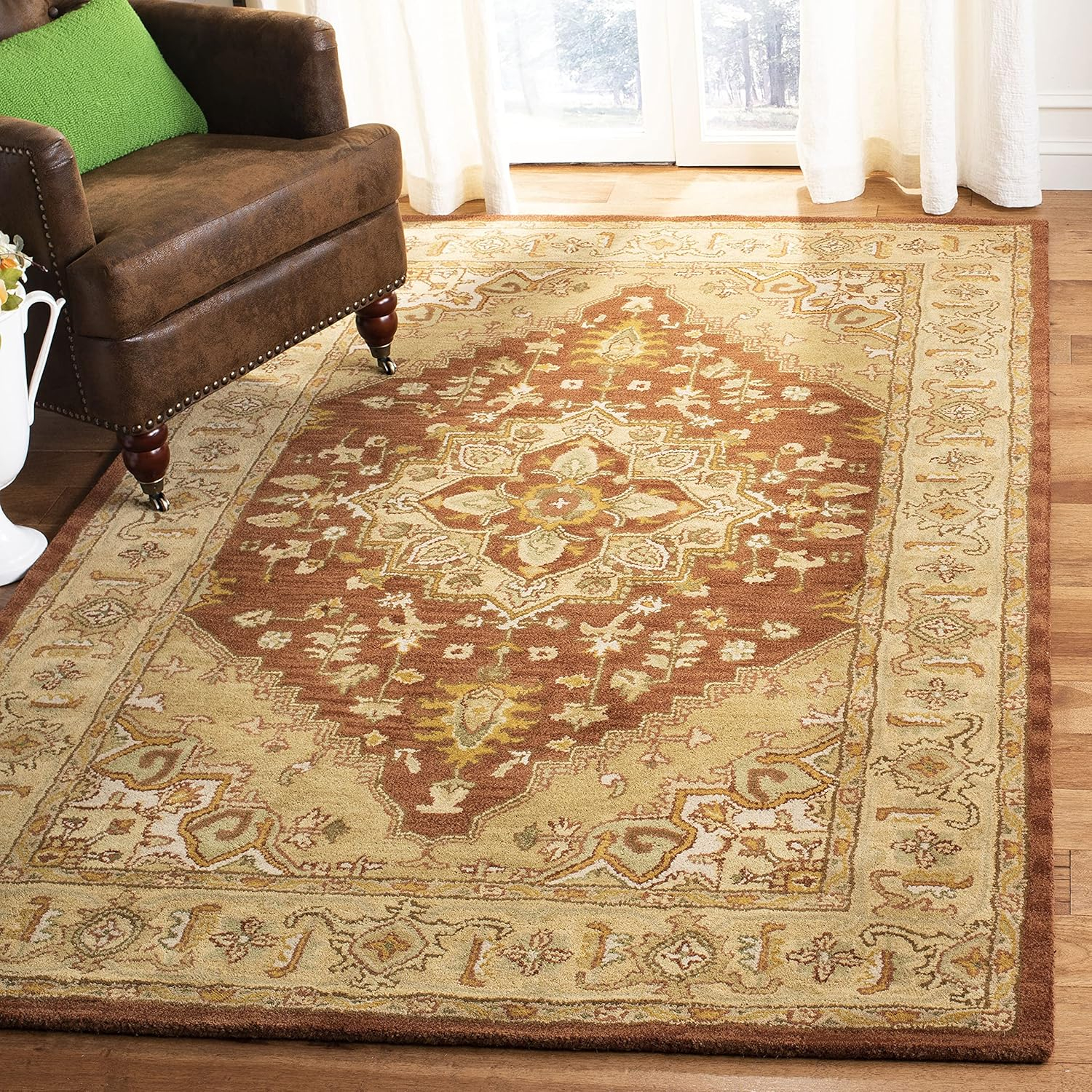SAFAVIEH Heritage Sheila Traditional Wool Area Rug, Rust/Gold, 5' x 8'
