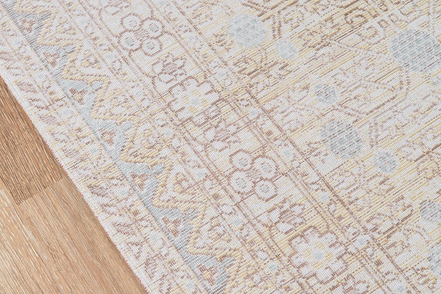 Momeni Isabella ISABEISA-3 Indoor Area Rug