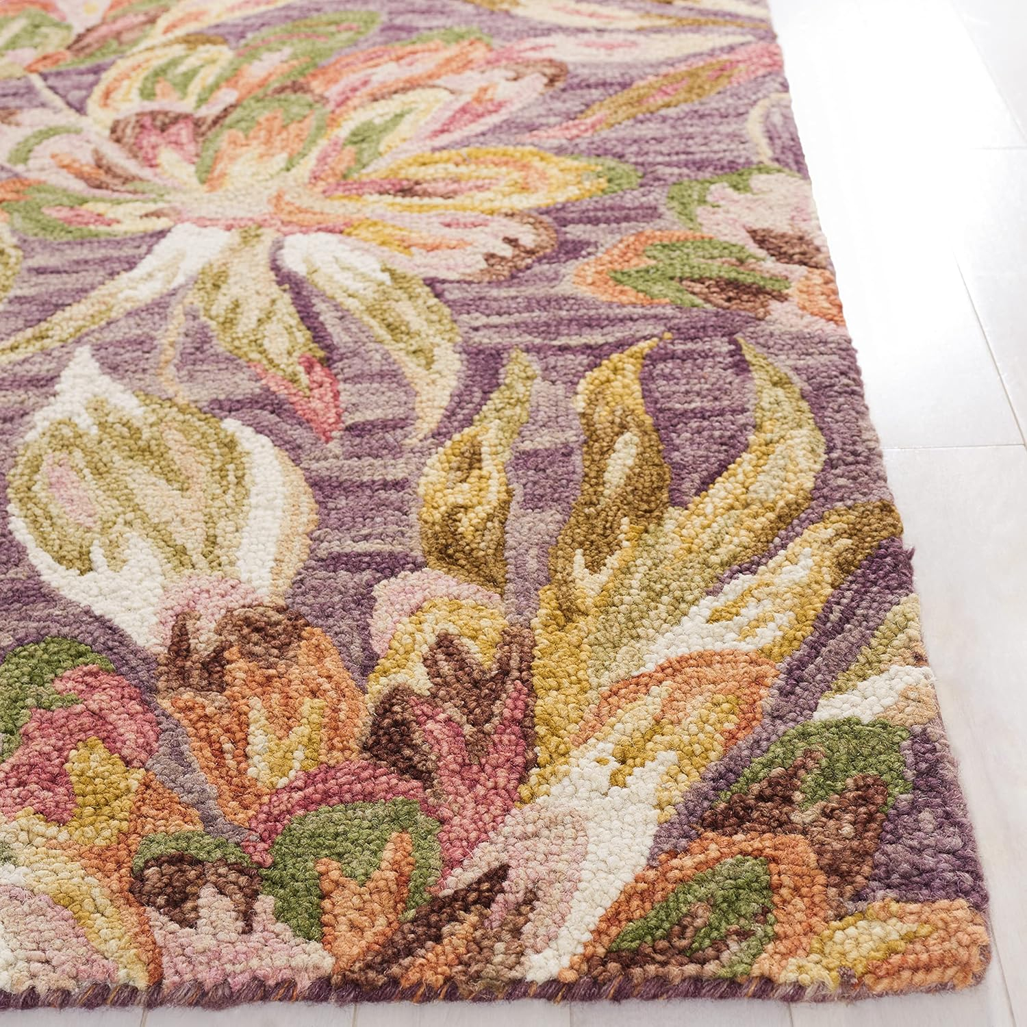 SAFAVIEH Blossom Tobias Floral Area Rug, Purple/Sage, 4' x 6'