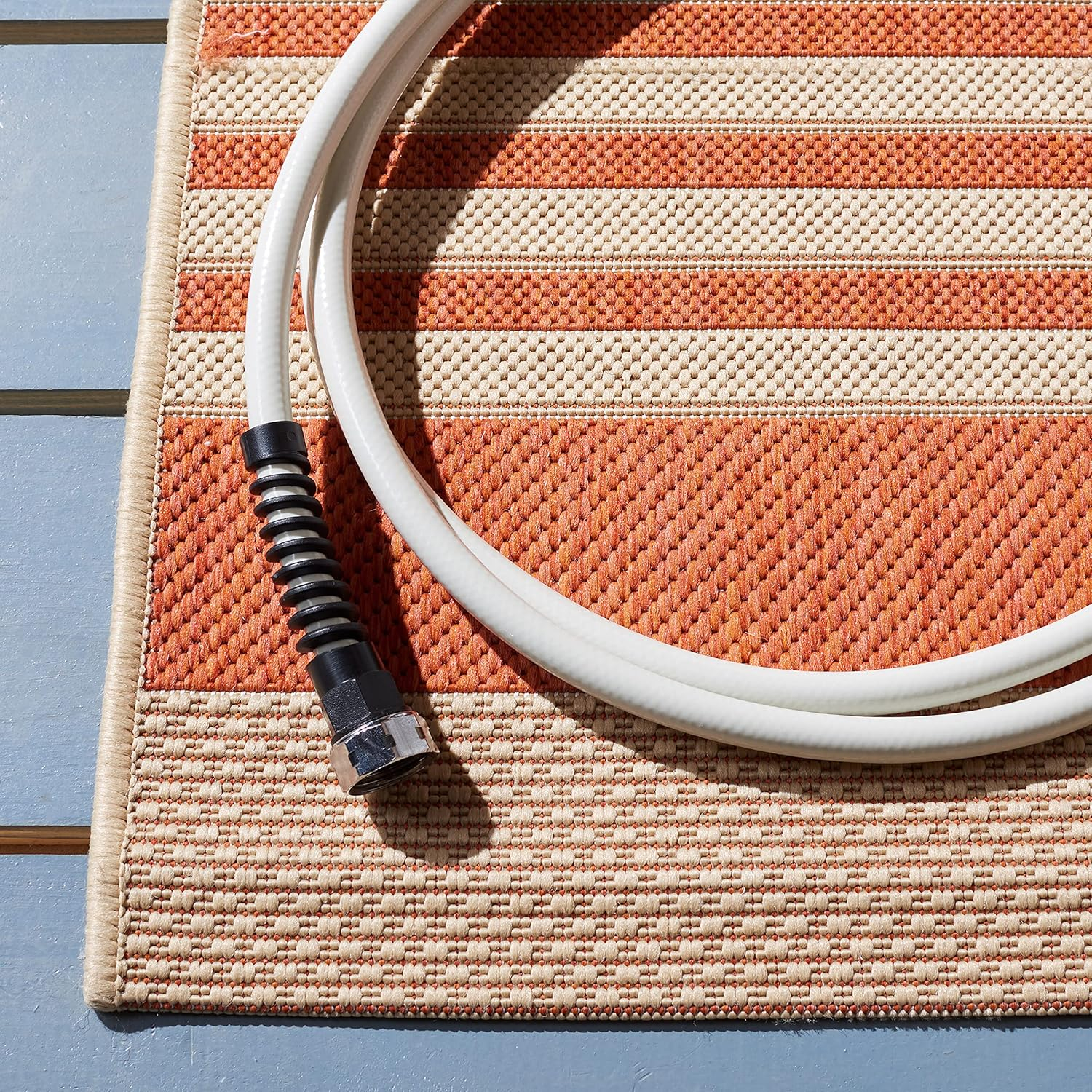 SAFAVIEH Courtyard Caroline Striped Indoor/Outdoor Area Rug, 7'10" x 7'10" Square, Green/Beige