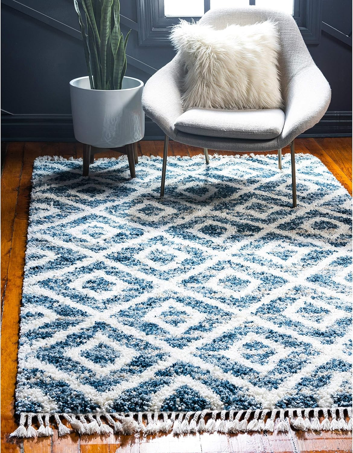 Athena Blue Geometric Shag 5' x 8' Area Rug