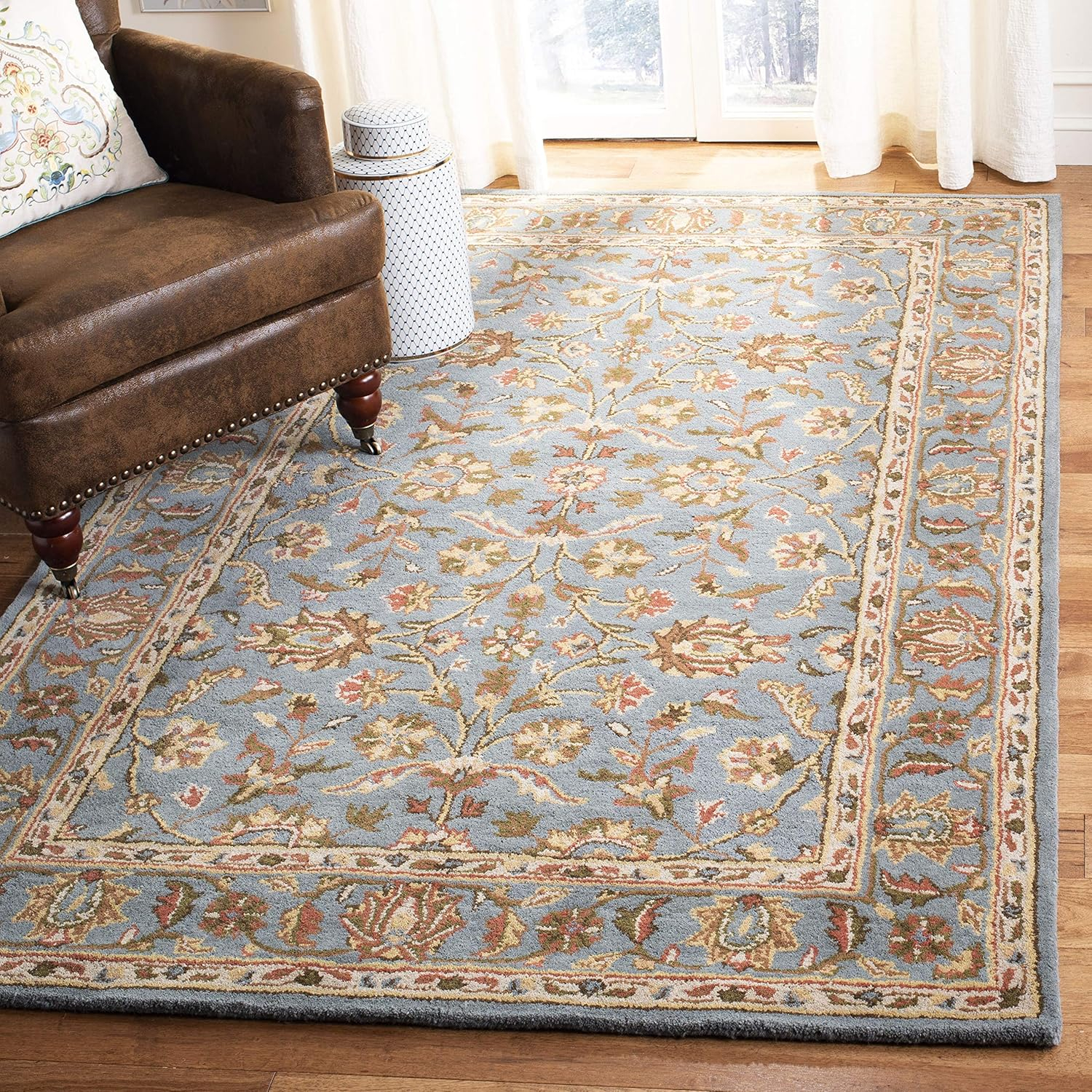 SAFAVIEH Heritage Leinster Traditional Wool Area Rug, Blue, 8' x 8' Square
