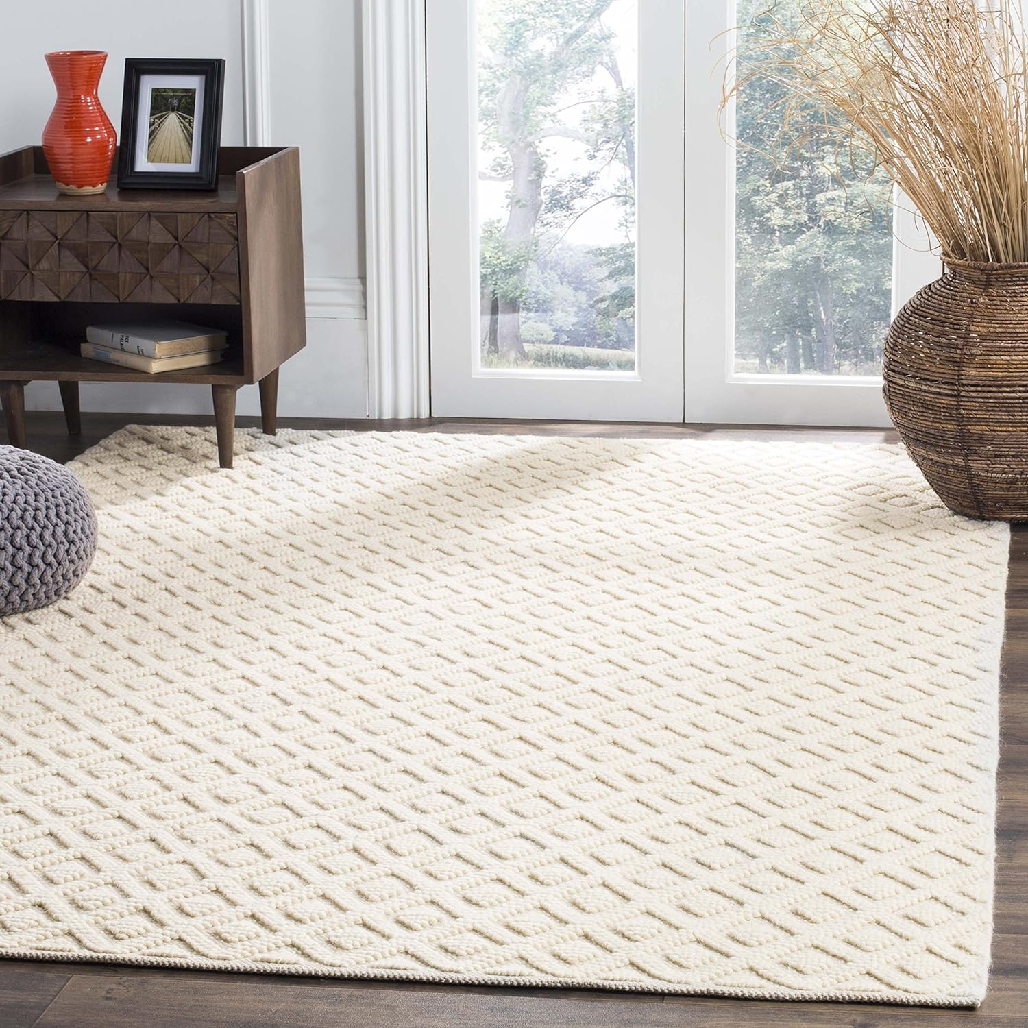 SAFAVIEH Vermont Joss Geometric Diamonds Area Rug, Ivory, 12' x 15'