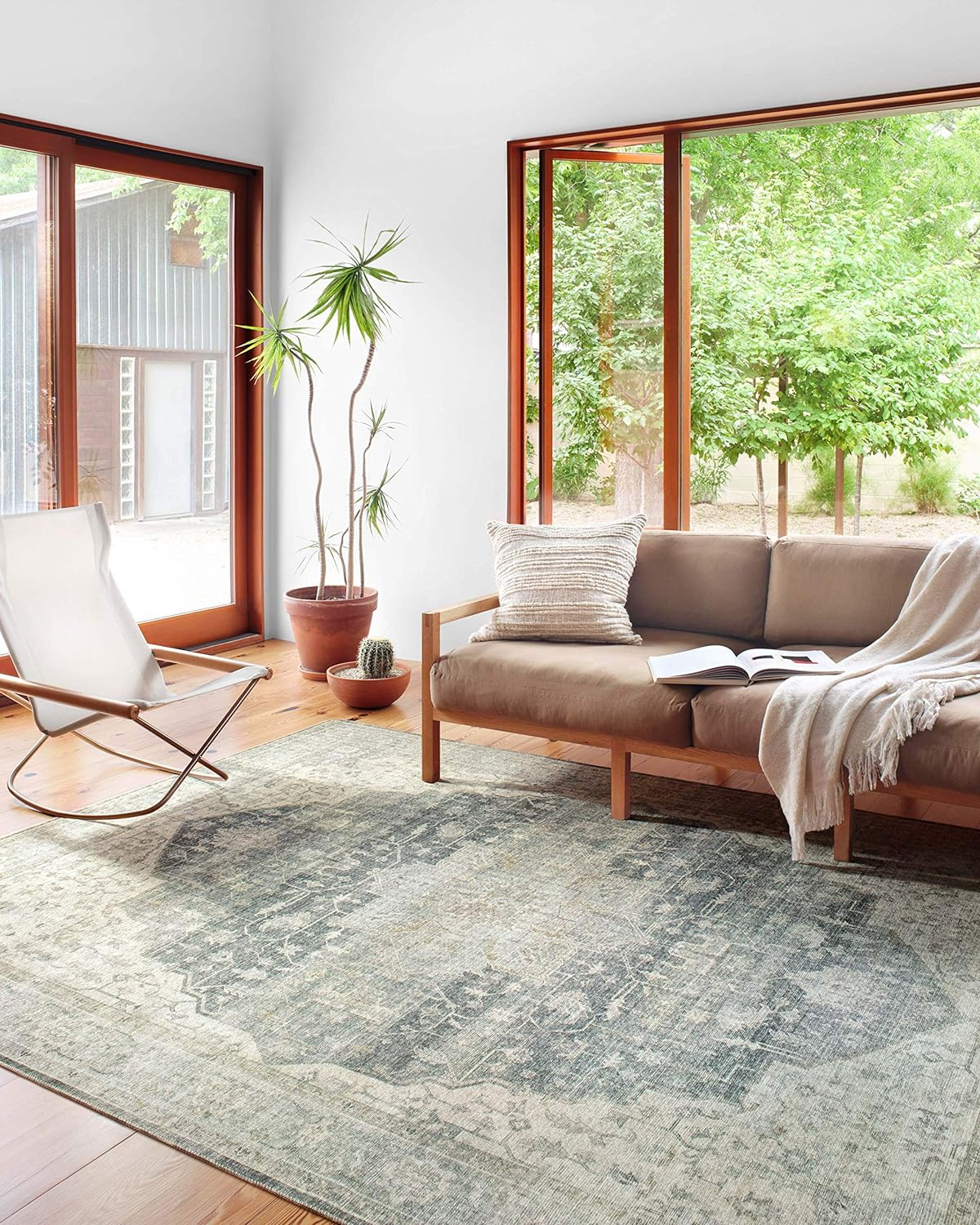 Loloi II Skye Oriental Ivory / Berry Area Rug