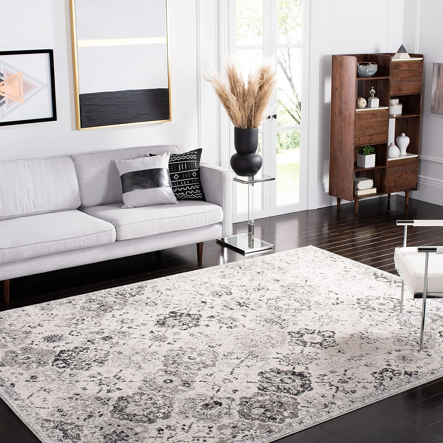 SAFAVIEH Madison Judith Distressed Area Rug, Silver/Grey, 11' x 11' Square