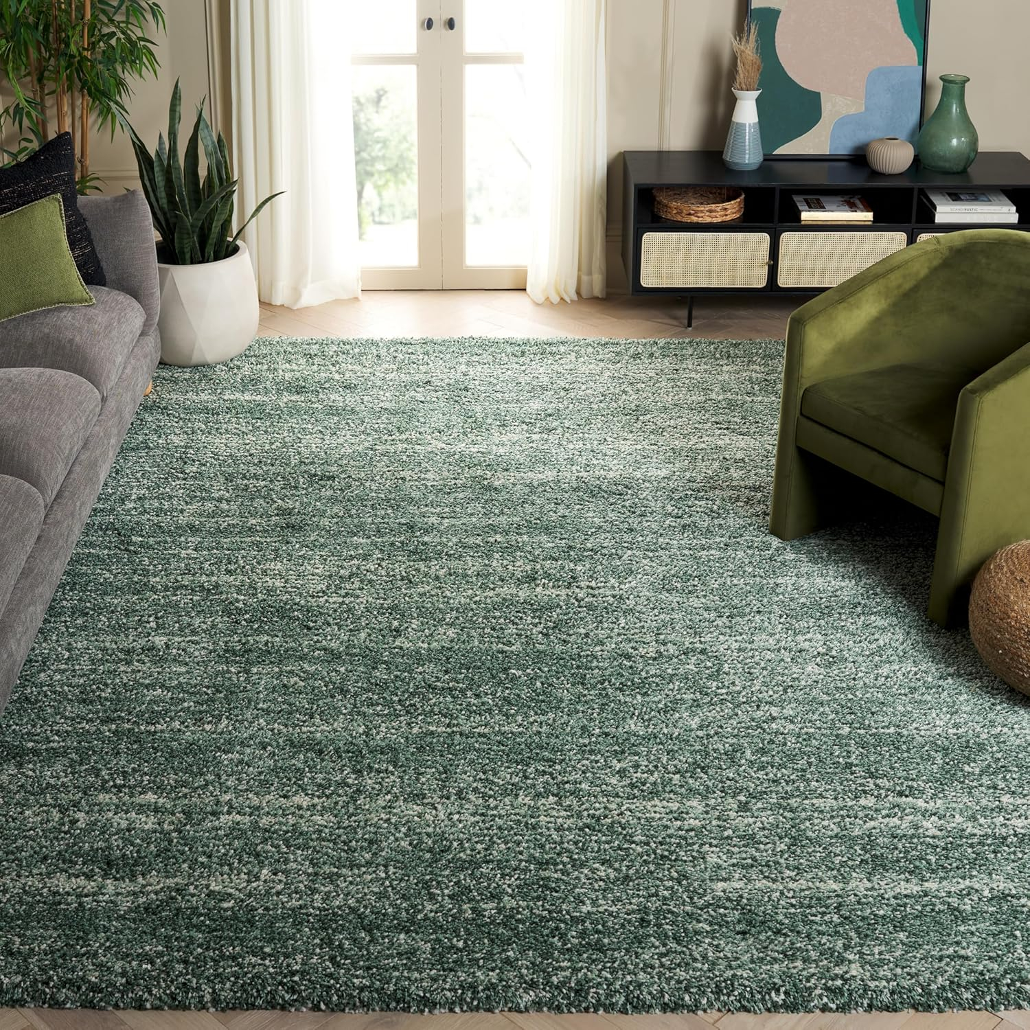 SAFAVIEH August Sophia Solid Plush Shag Area Rug, Green, 9' x 12'